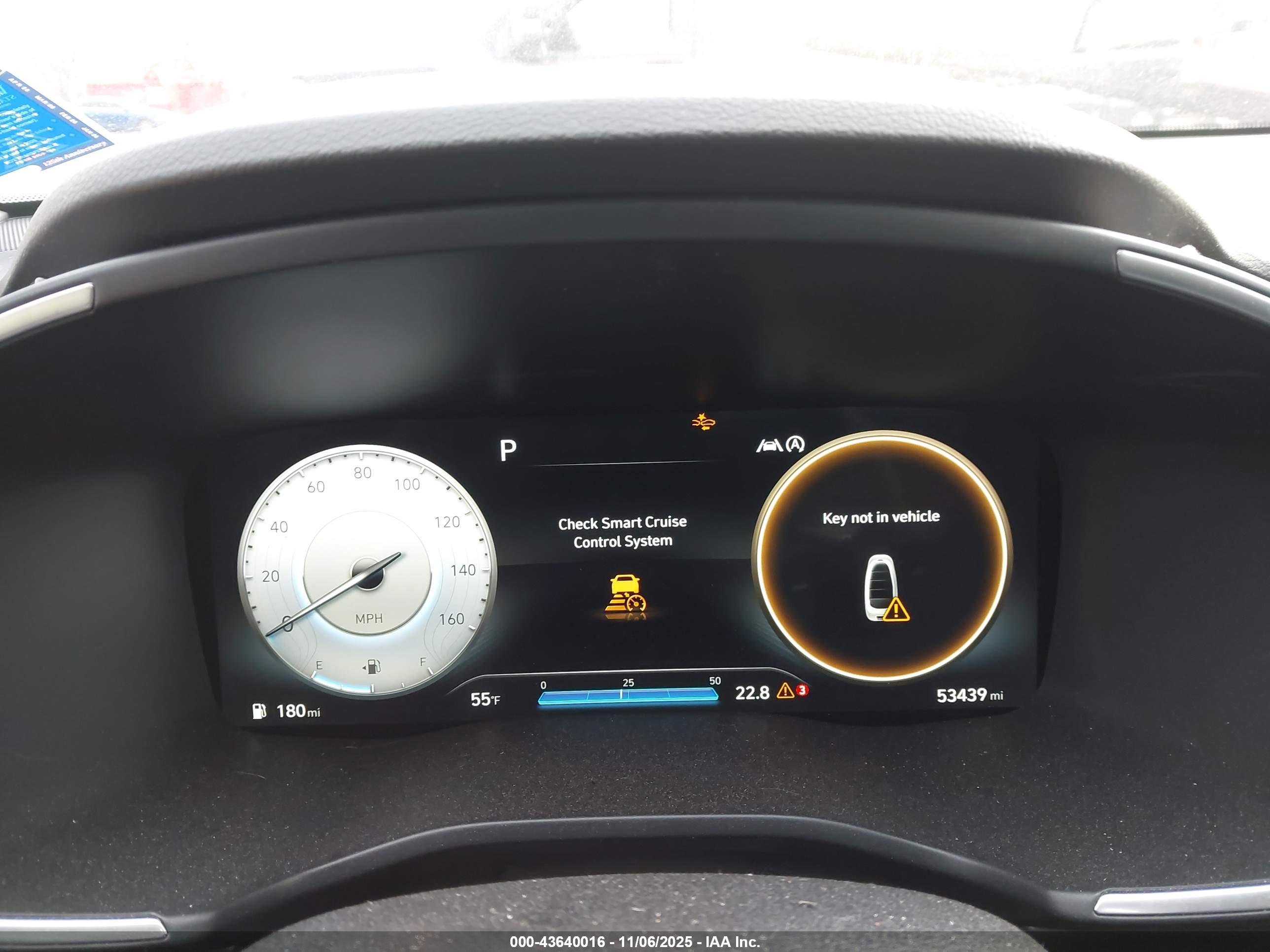HYUNDAI SANTA image 7