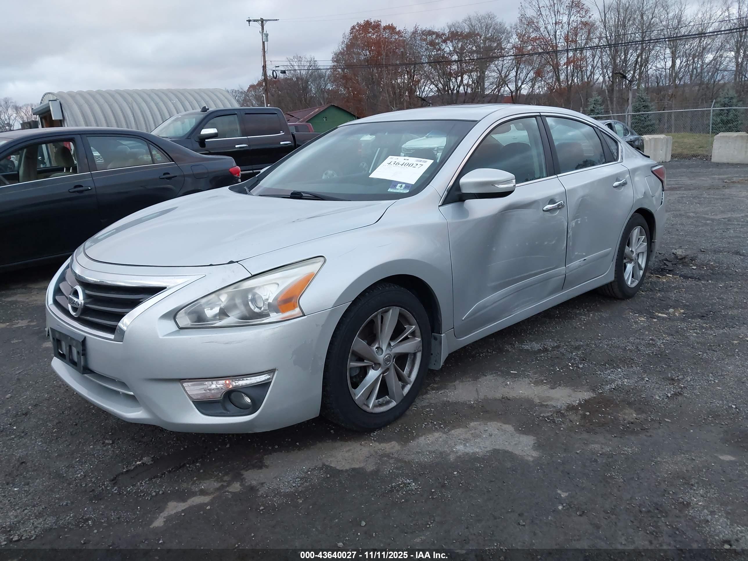NISSAN ALTIMA image 2