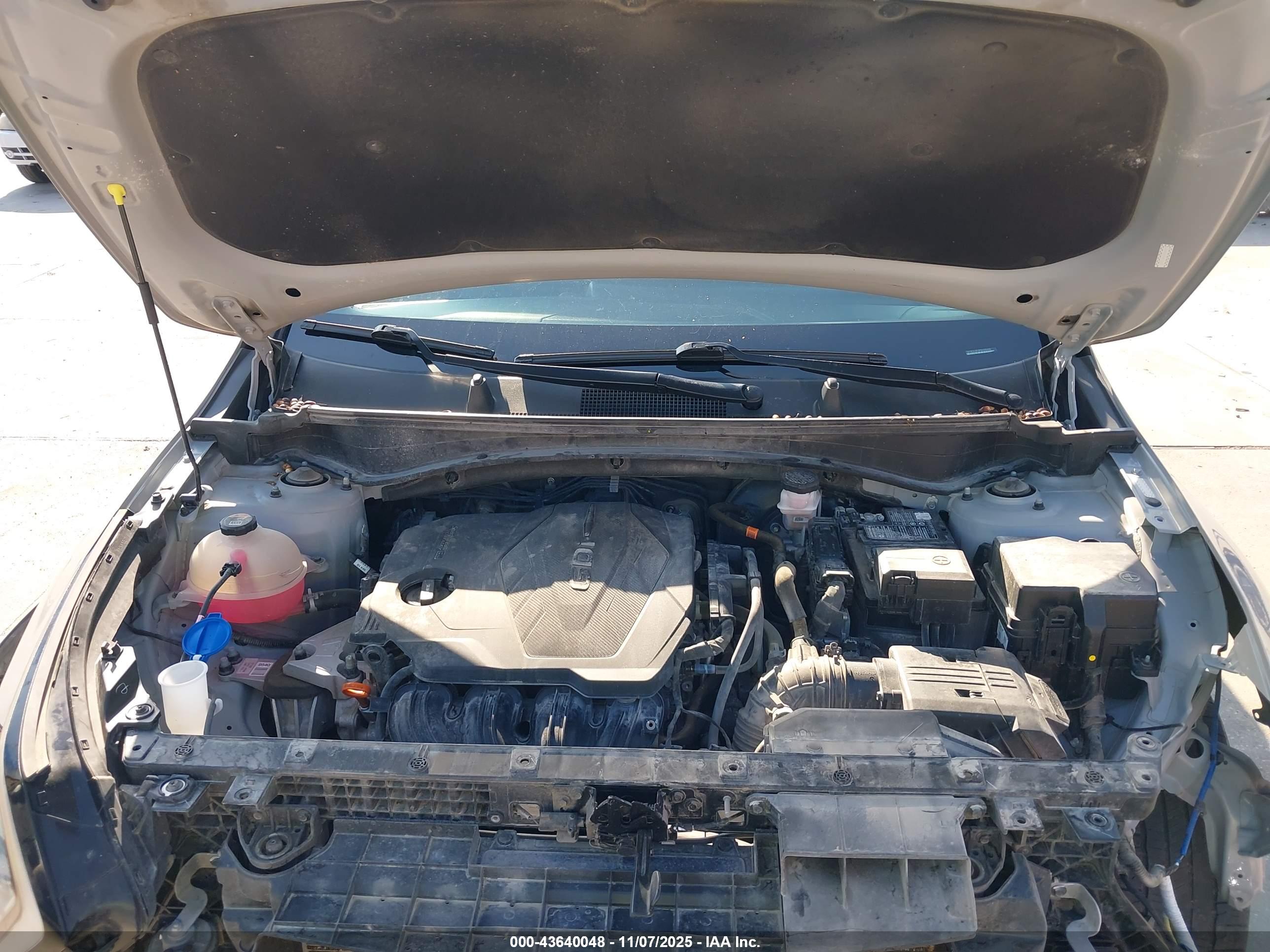 KIA SPORTAGE image 10