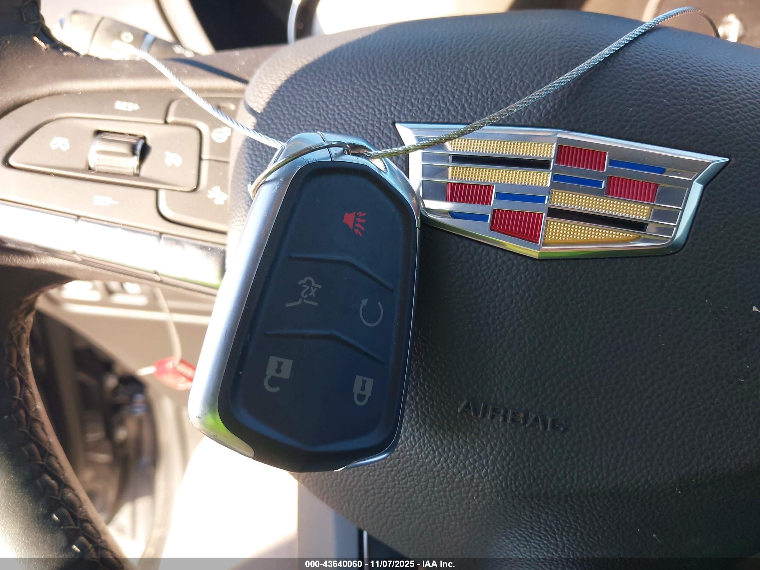 CADILLAC XT4 image 11