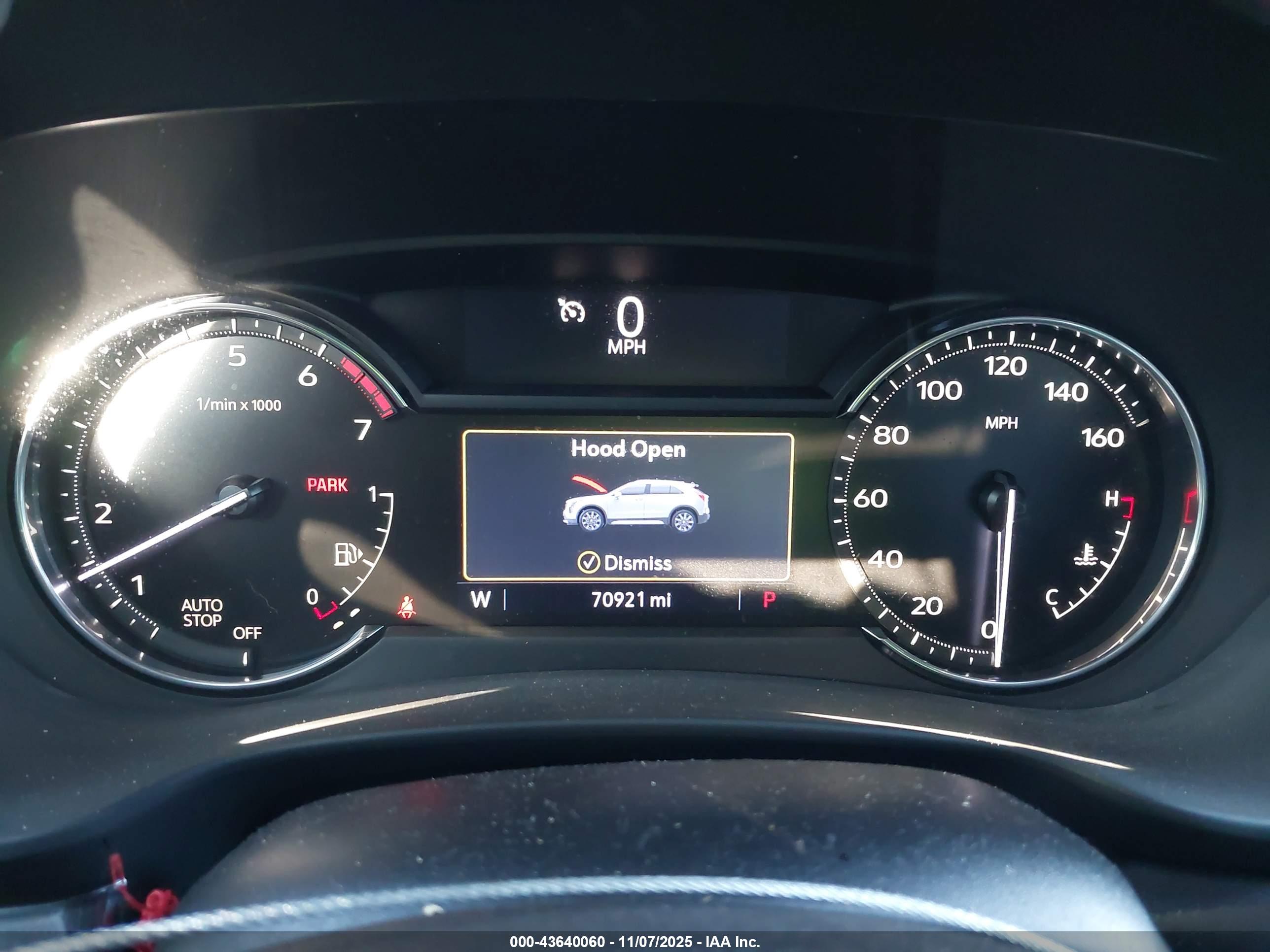 CADILLAC XT4 image 7