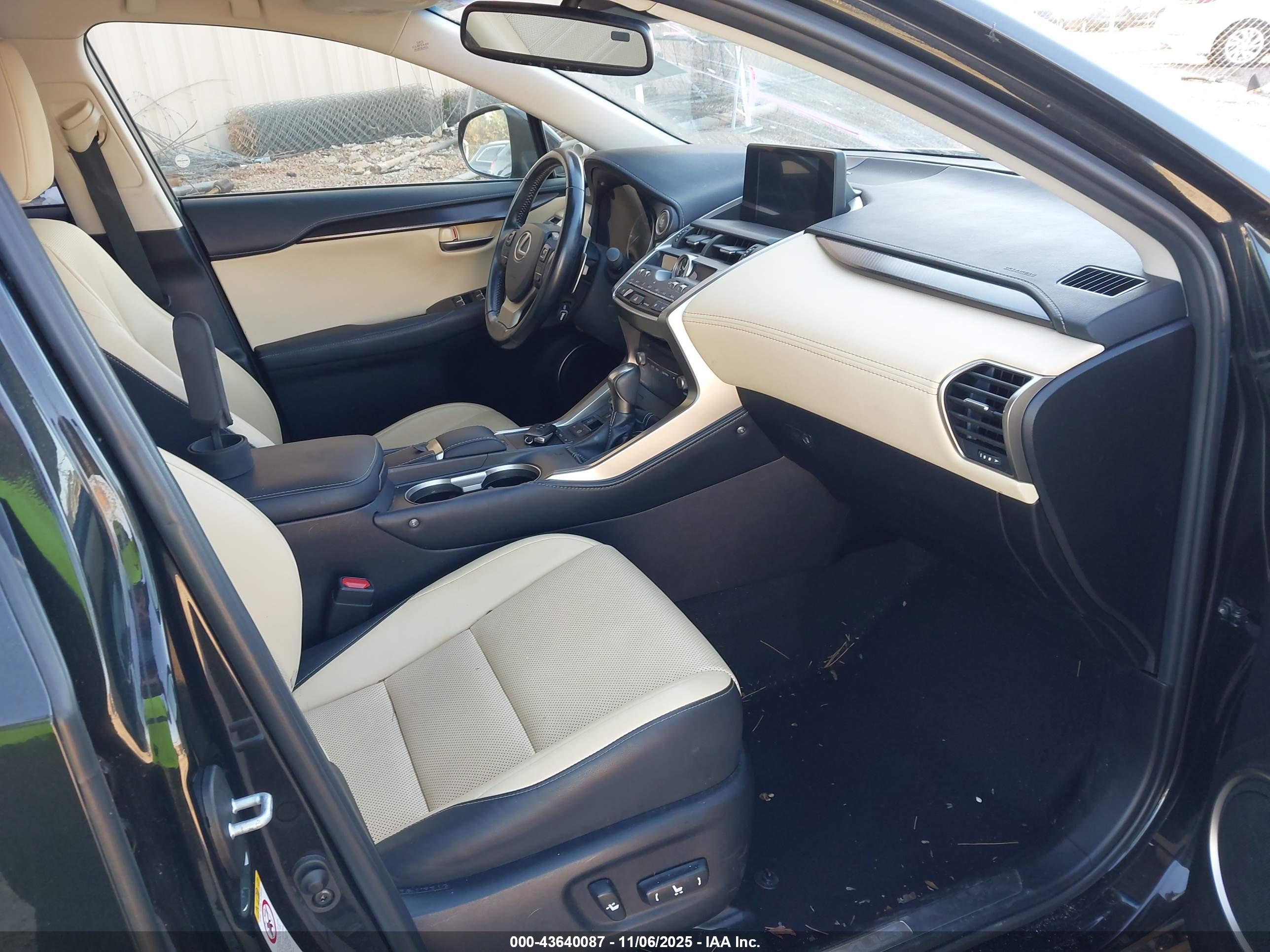 LEXUS NX image 5
