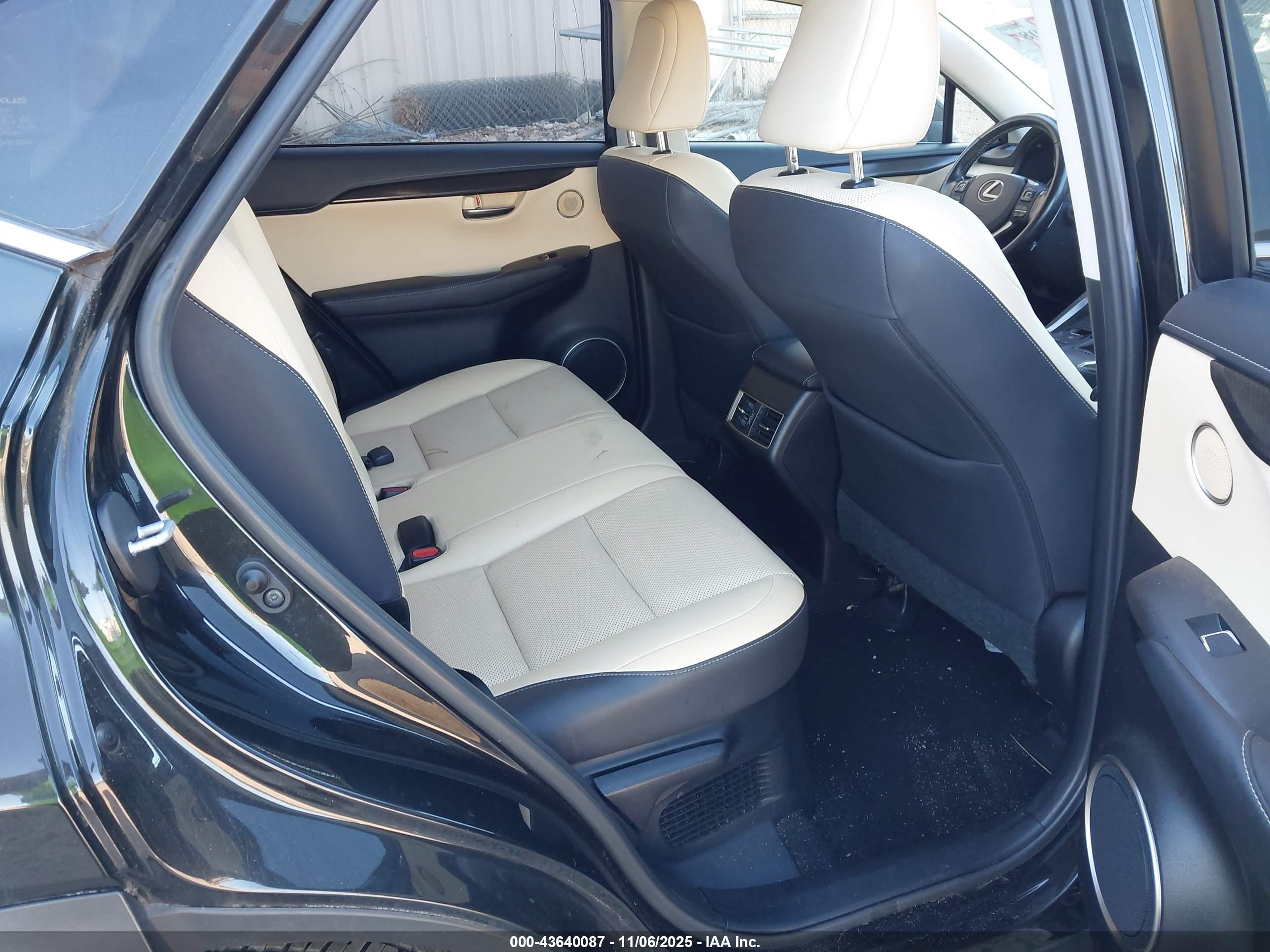 LEXUS NX image 8