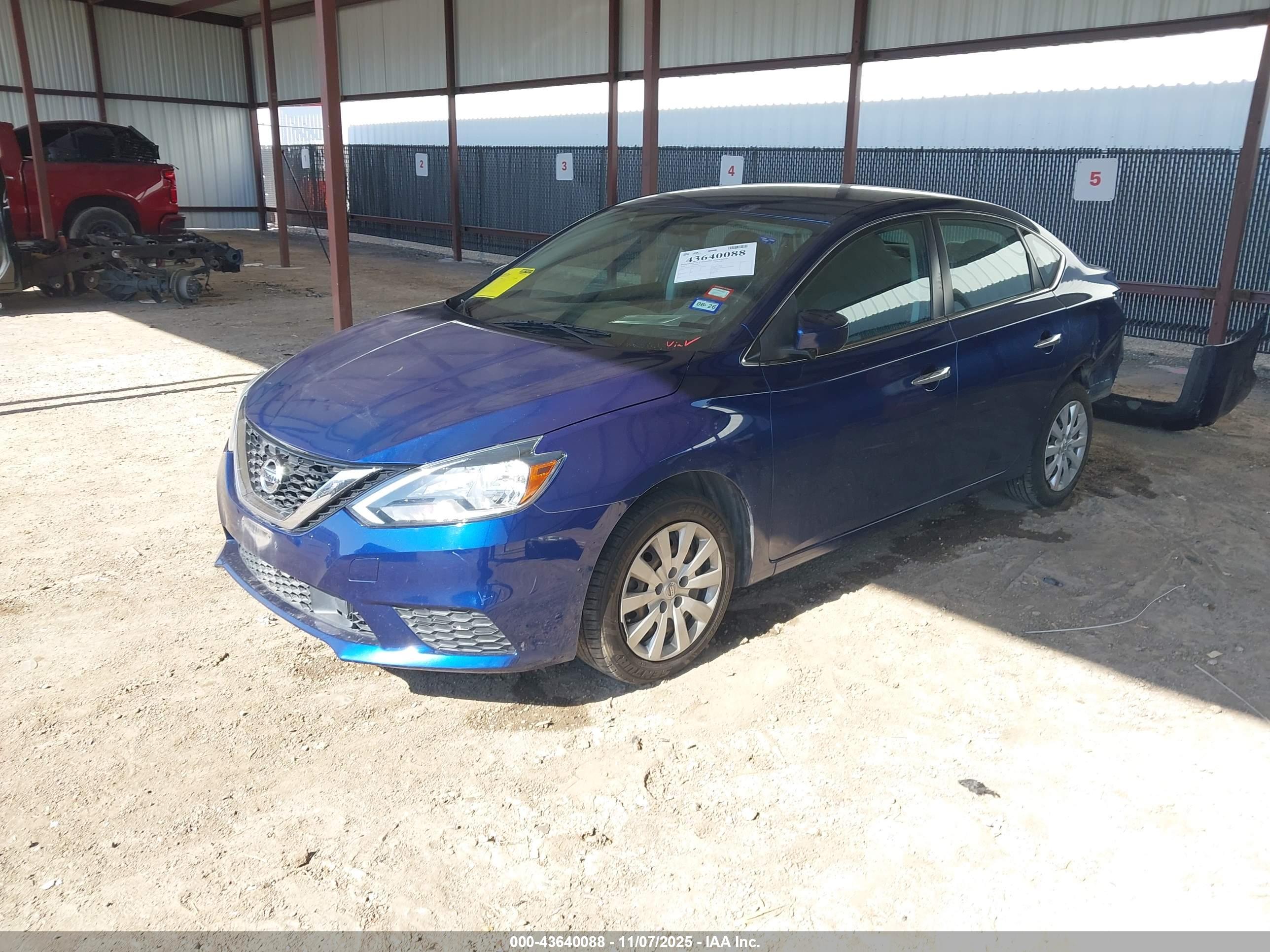 NISSAN SENTRA image 2