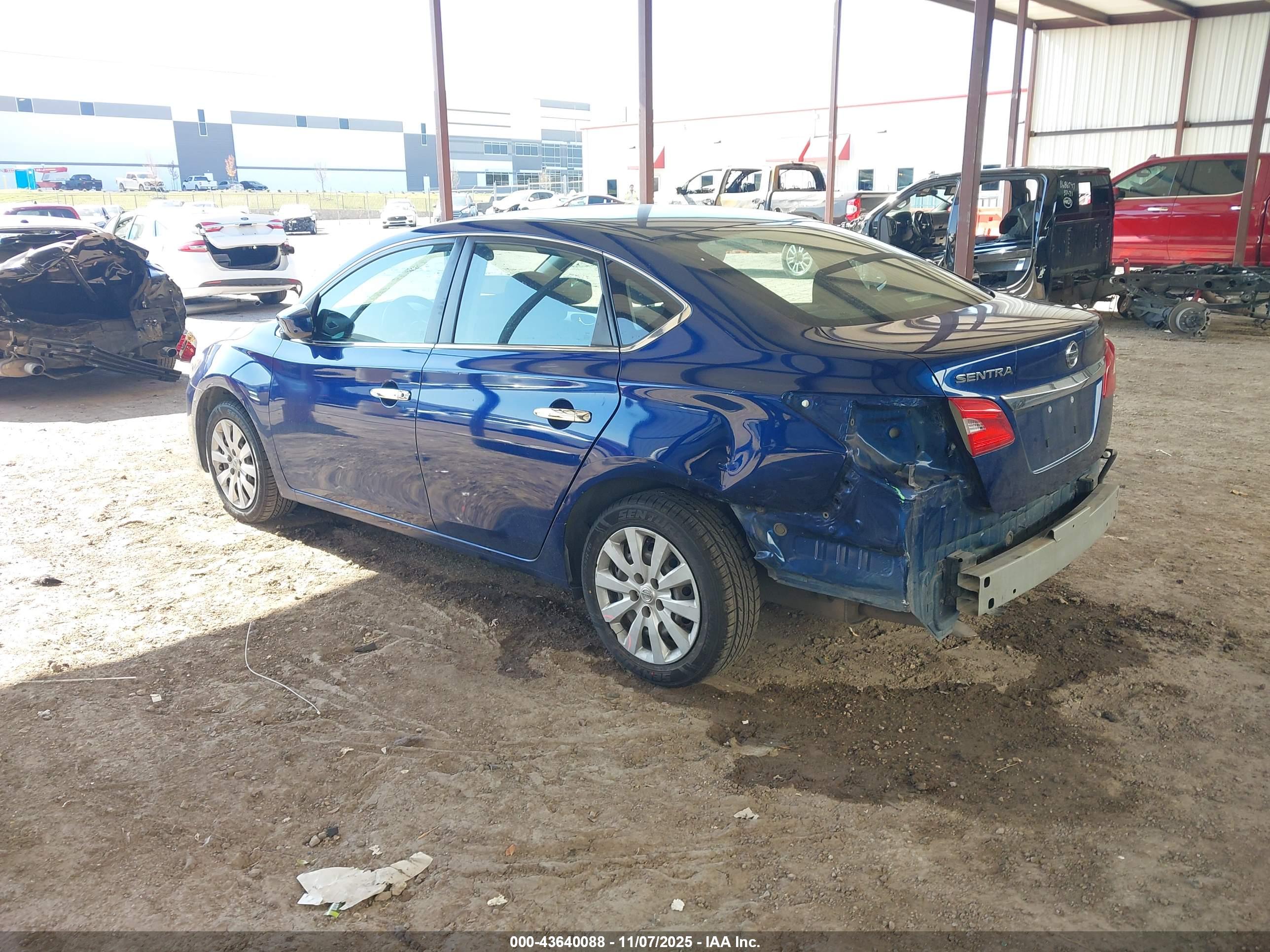 NISSAN SENTRA image 3