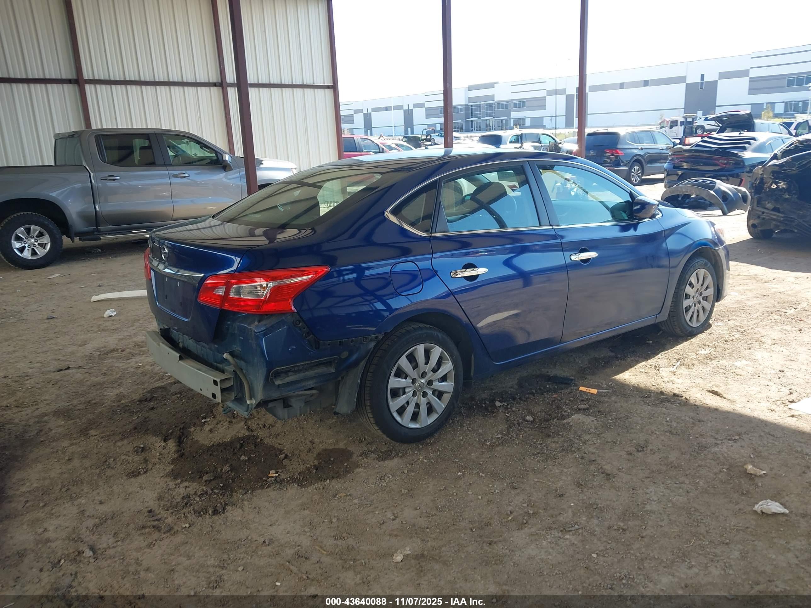 NISSAN SENTRA image 4