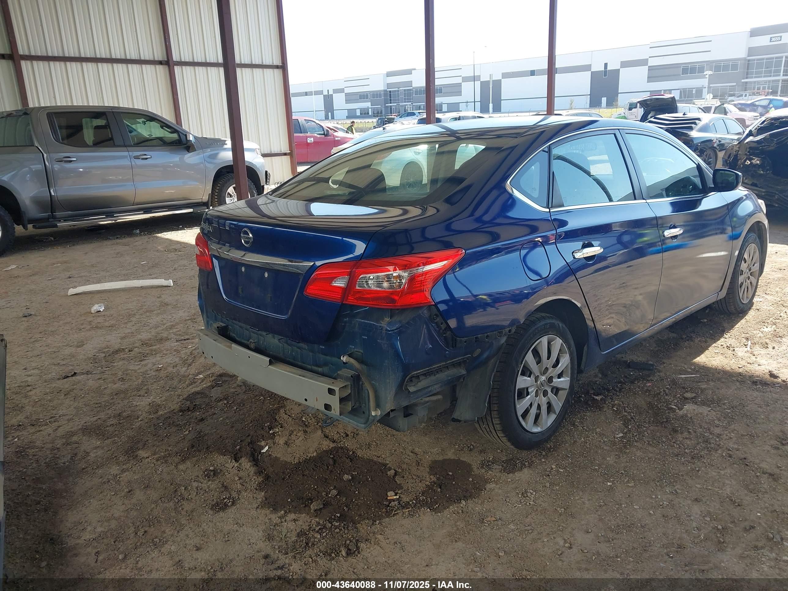 NISSAN SENTRA image 6