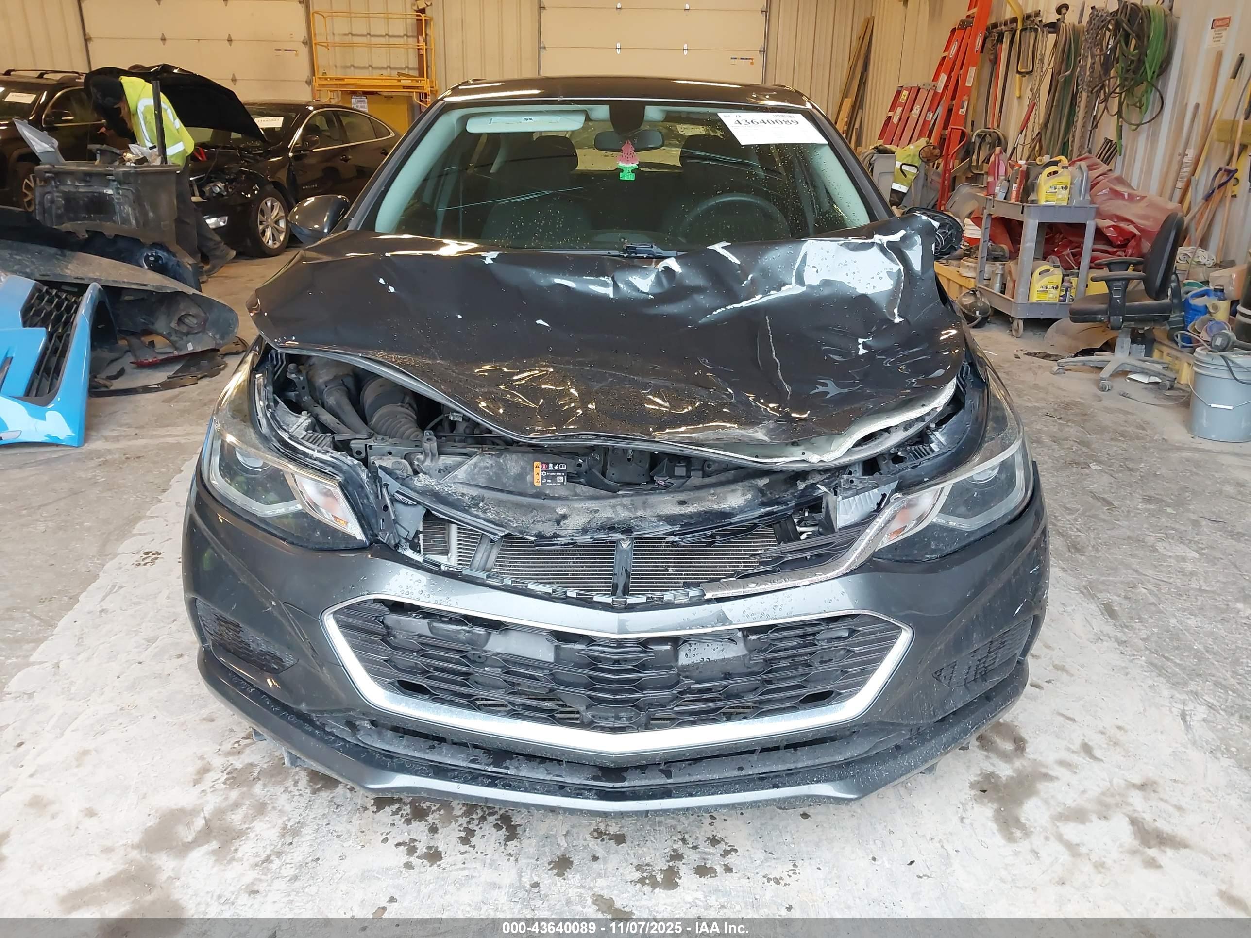 CHEVROLET CRUZE image 6