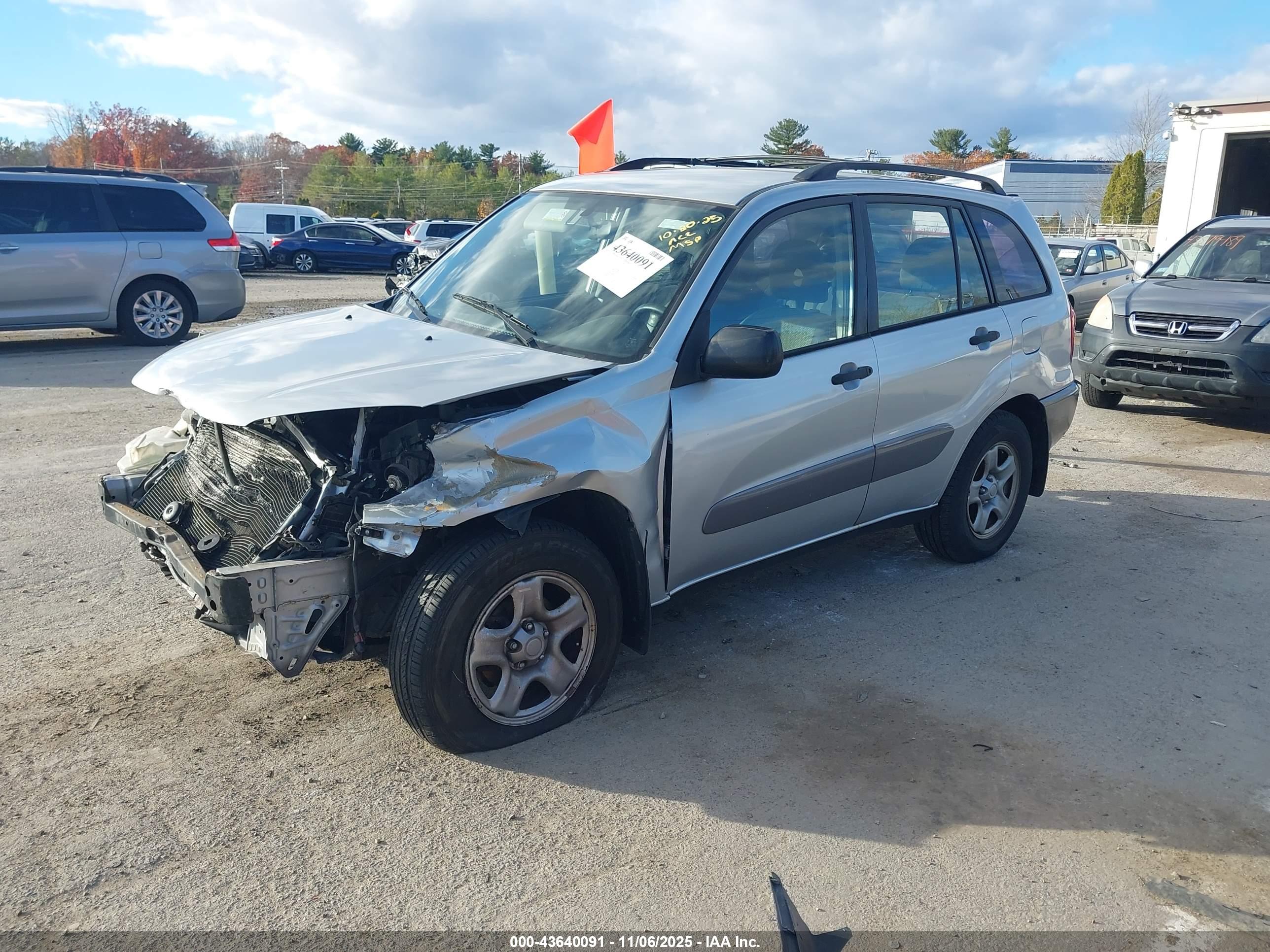 TOYOTA RAV4 image 2