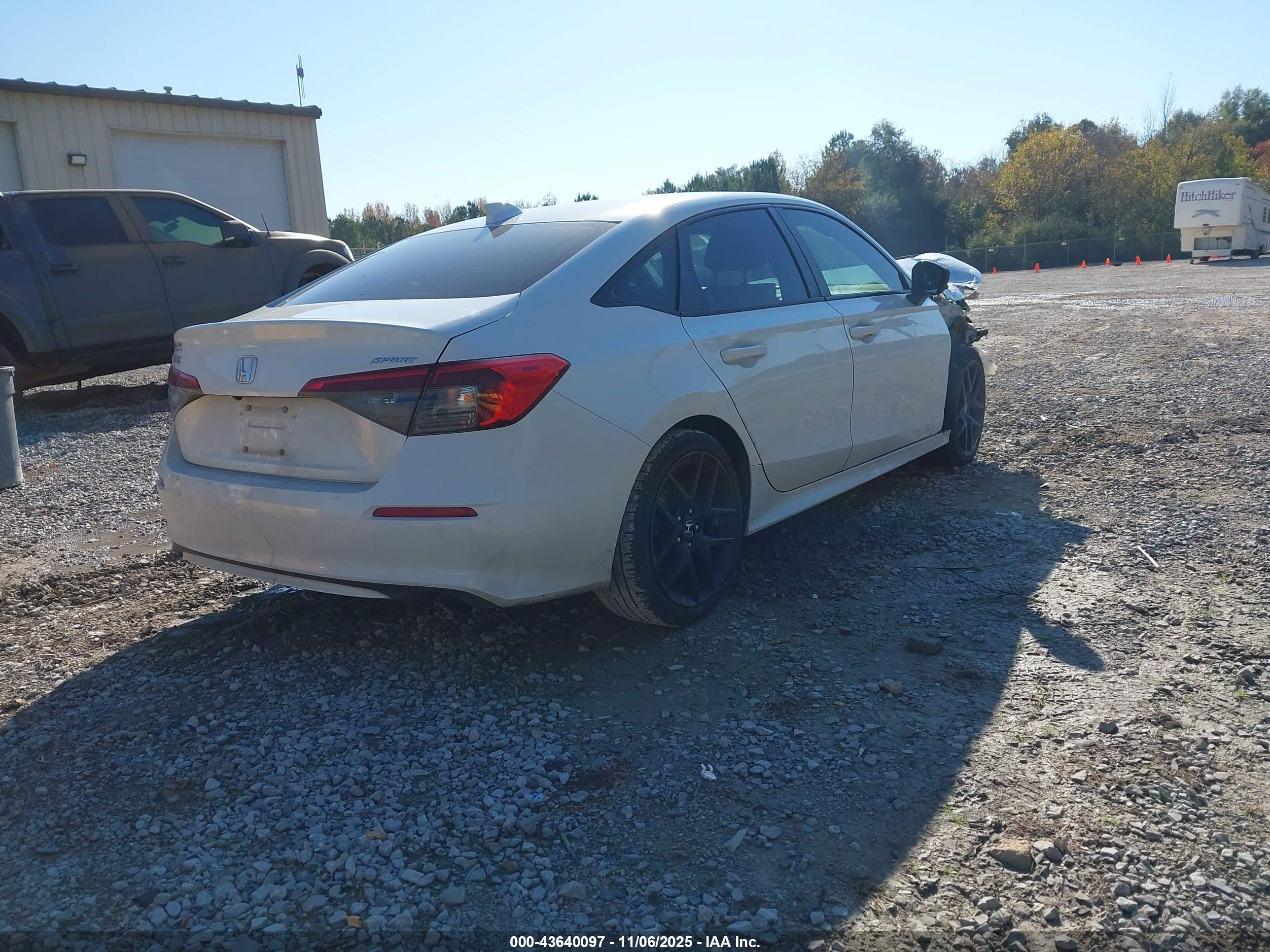HONDA CIVIC image 4