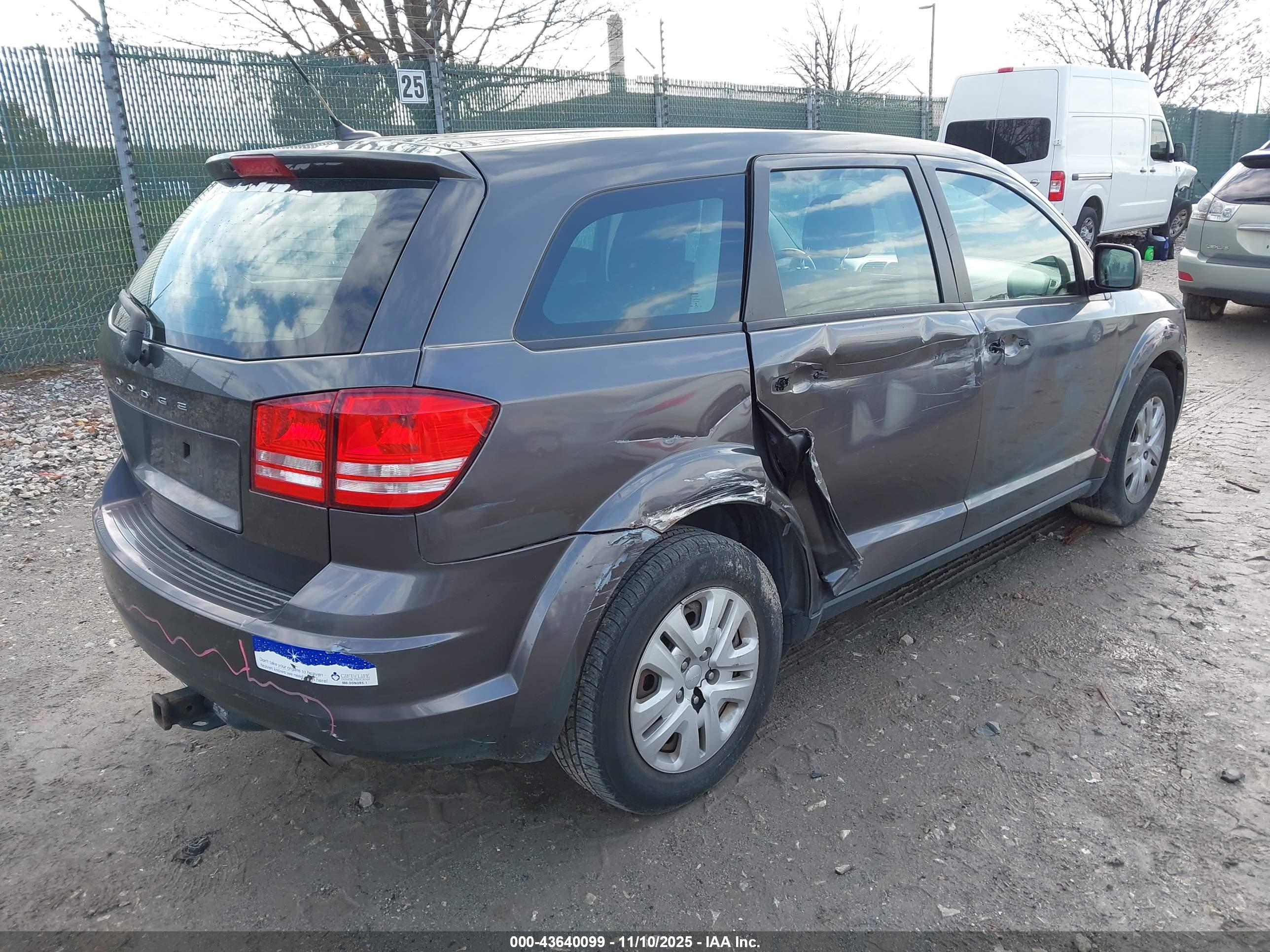 DODGE JOURNEY image 4