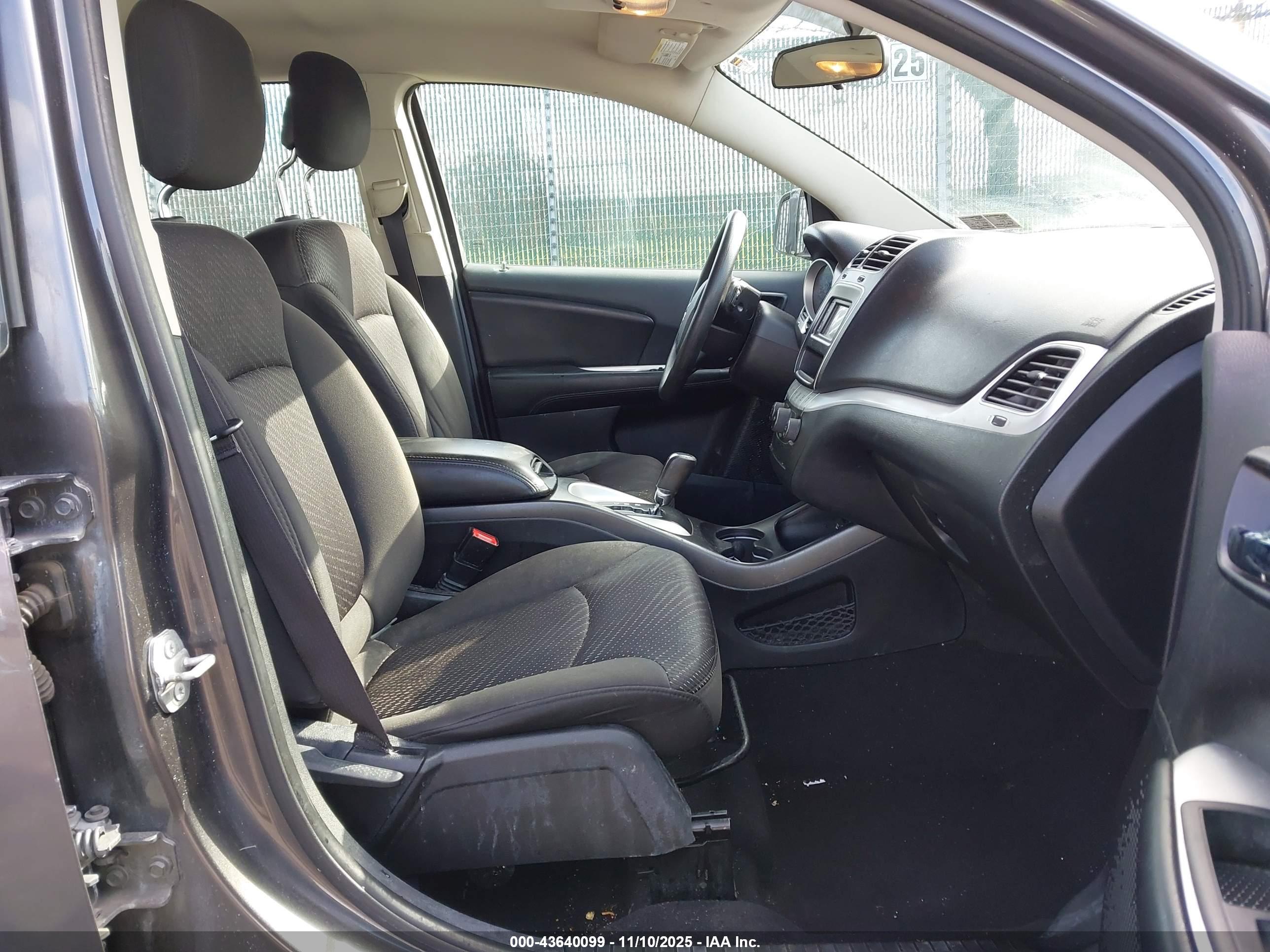 DODGE JOURNEY image 5