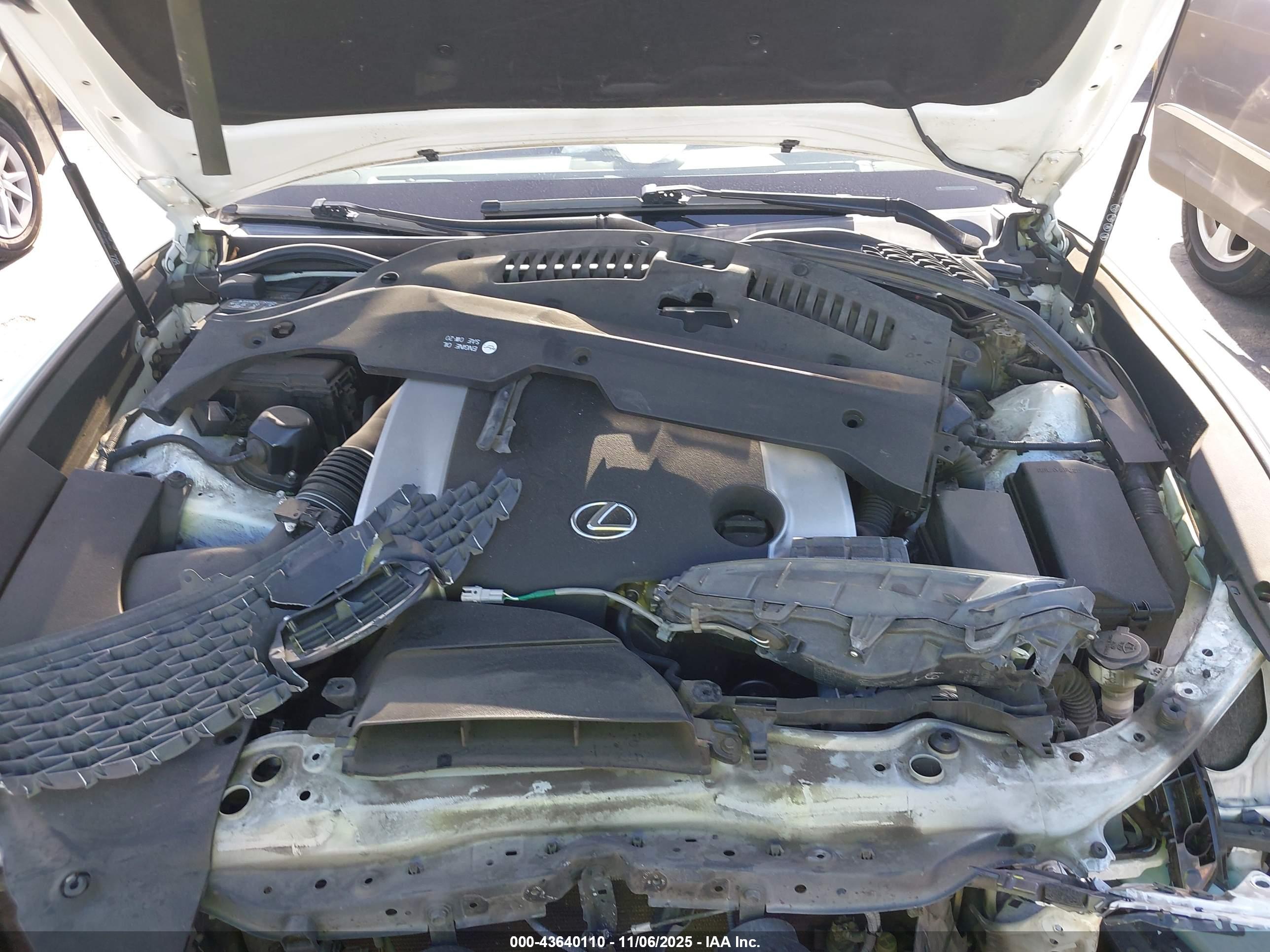LEXUS RC image 10