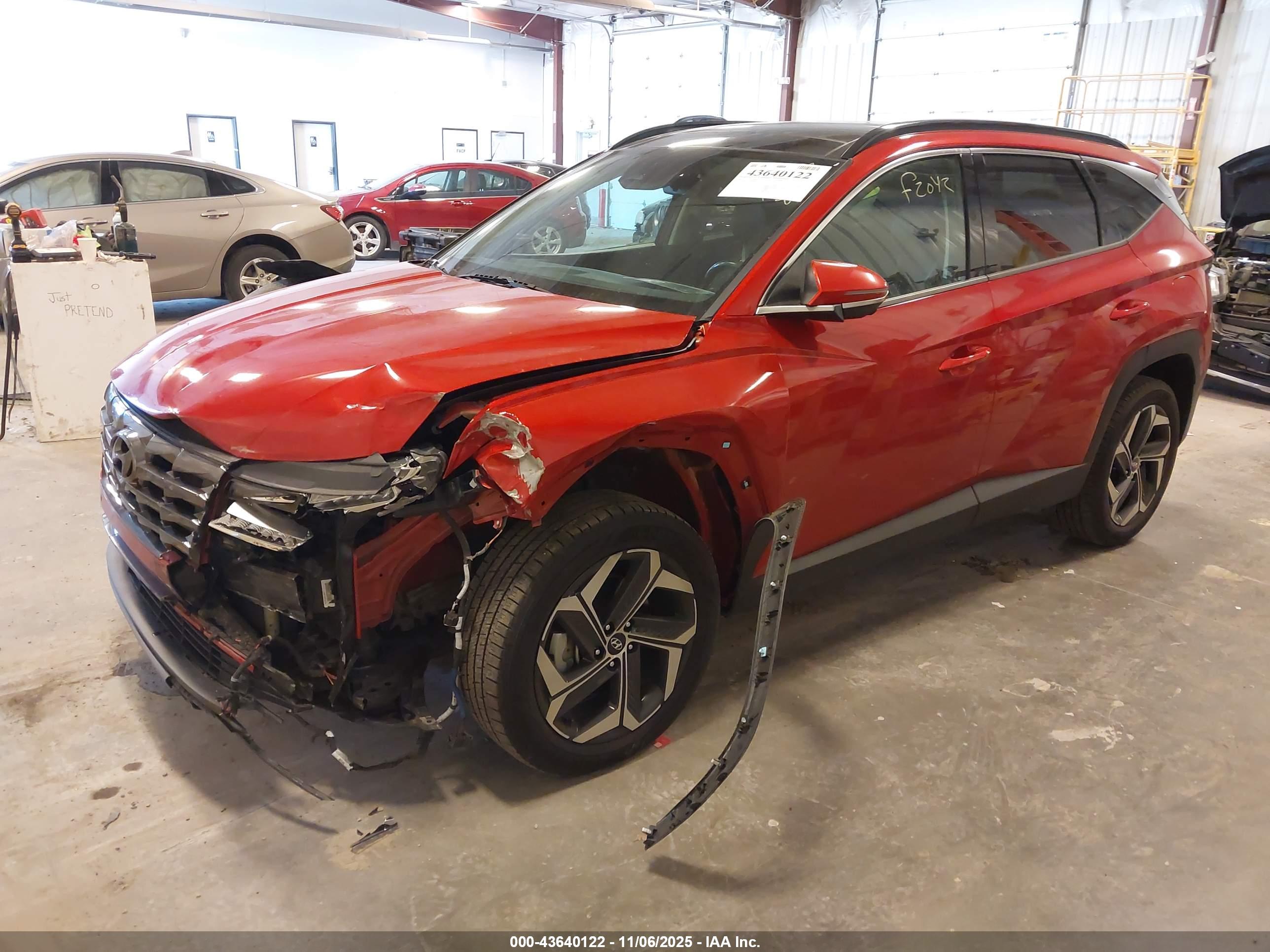 HYUNDAI TUCSON image 2