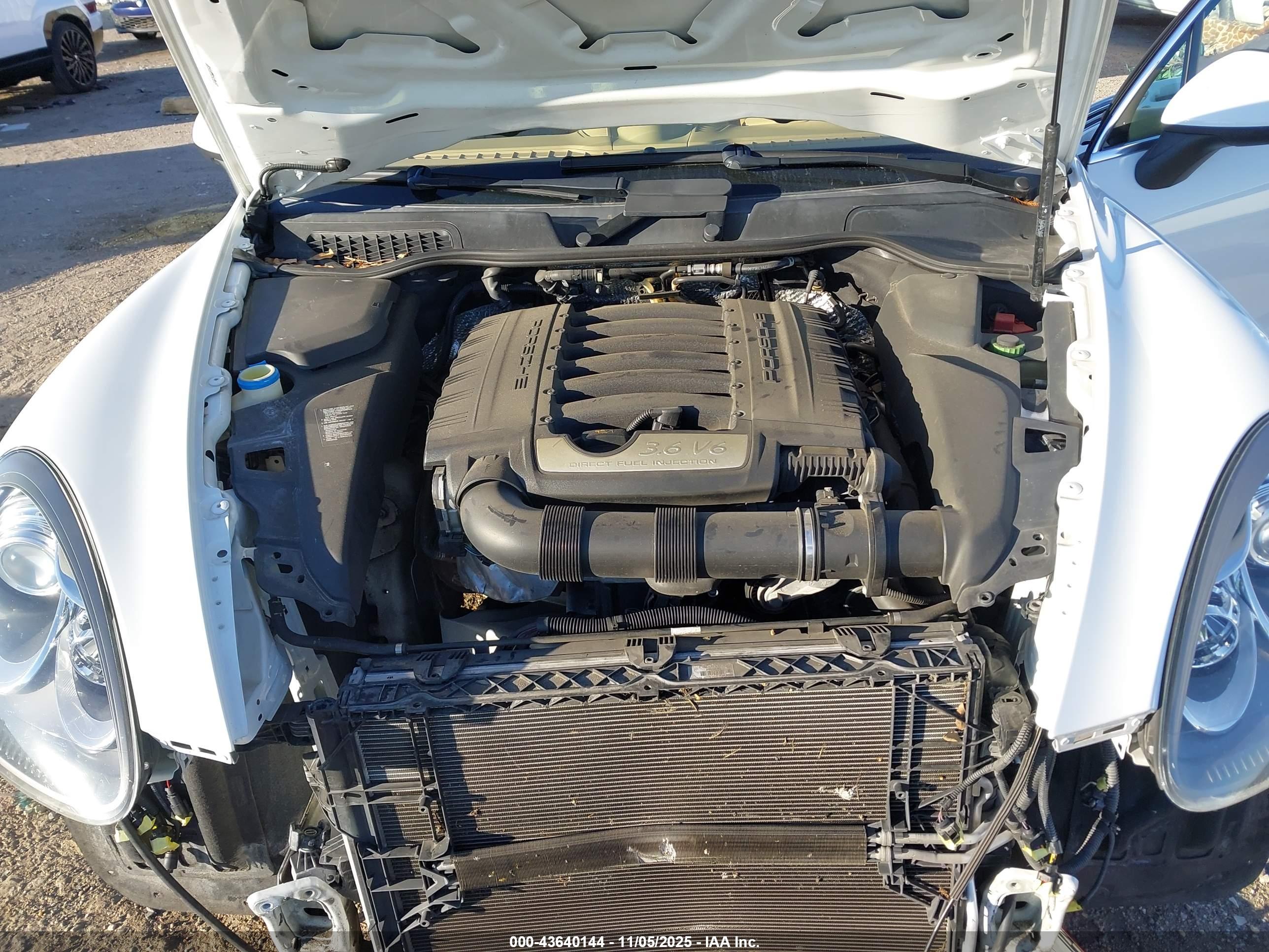 PORSCHE CAYENNE image 10
