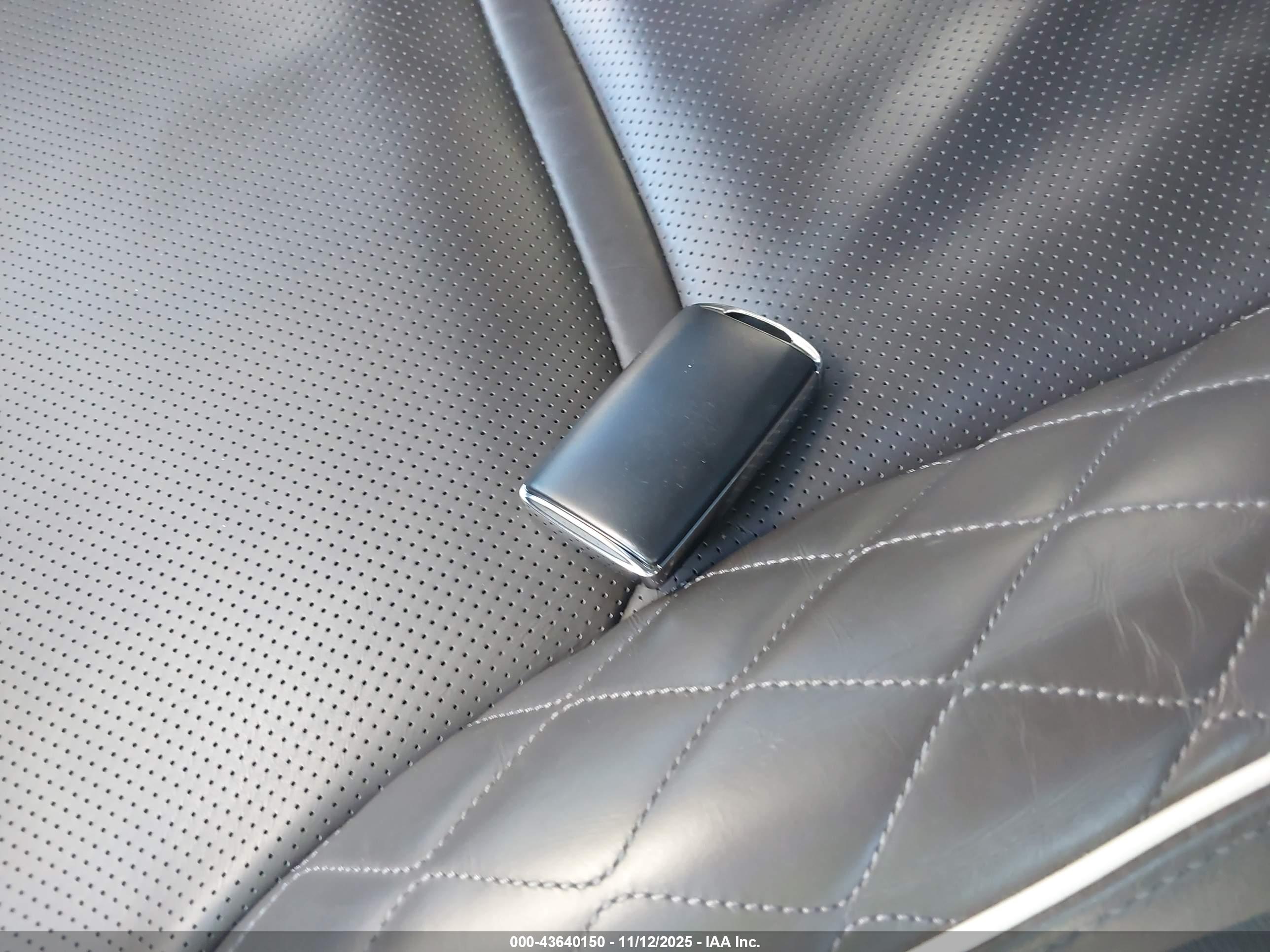 MAZDA CX-9 image 11