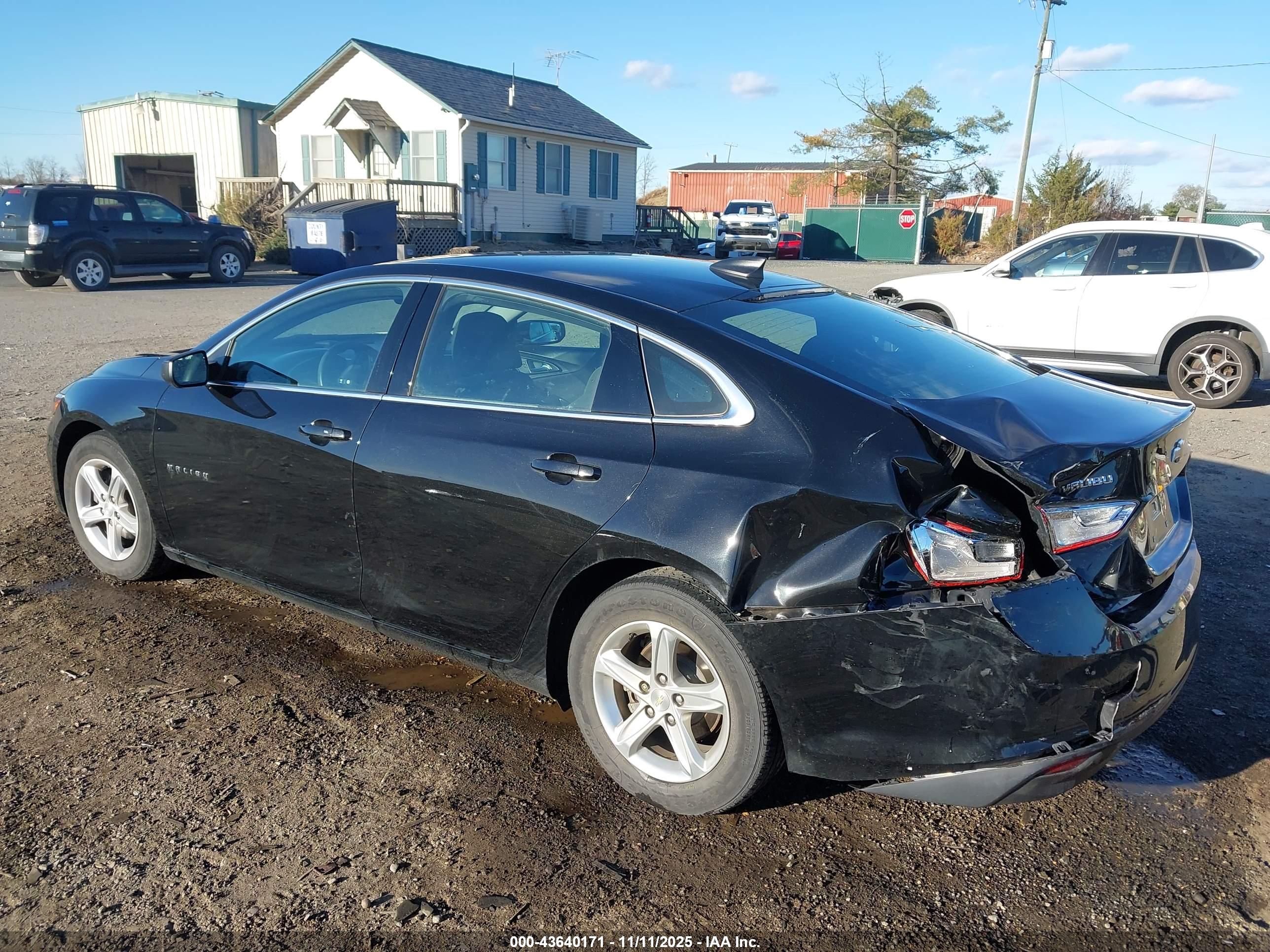 CHEVROLET MALIBU image 3