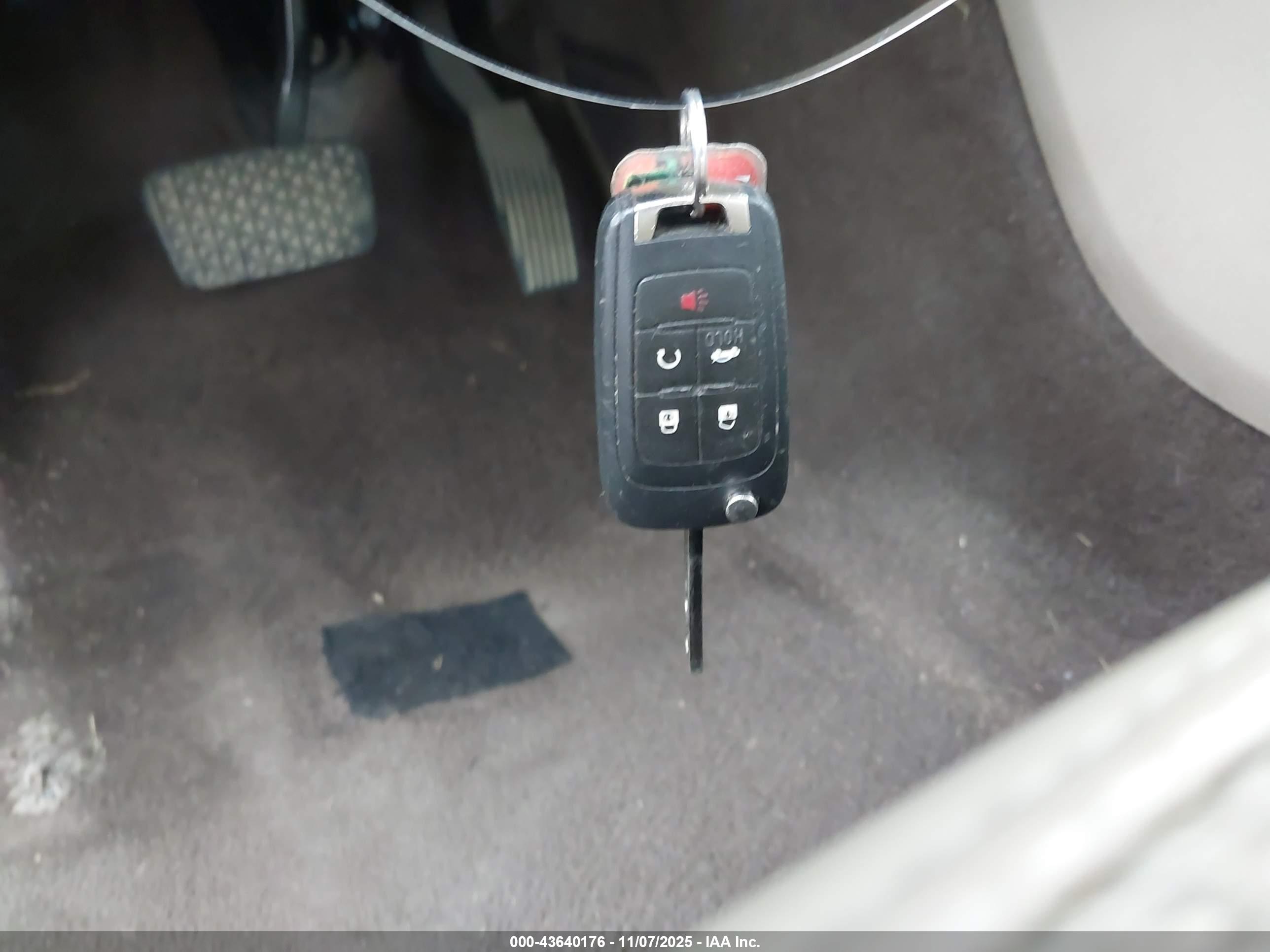 CHEVROLET MALIBU image 11