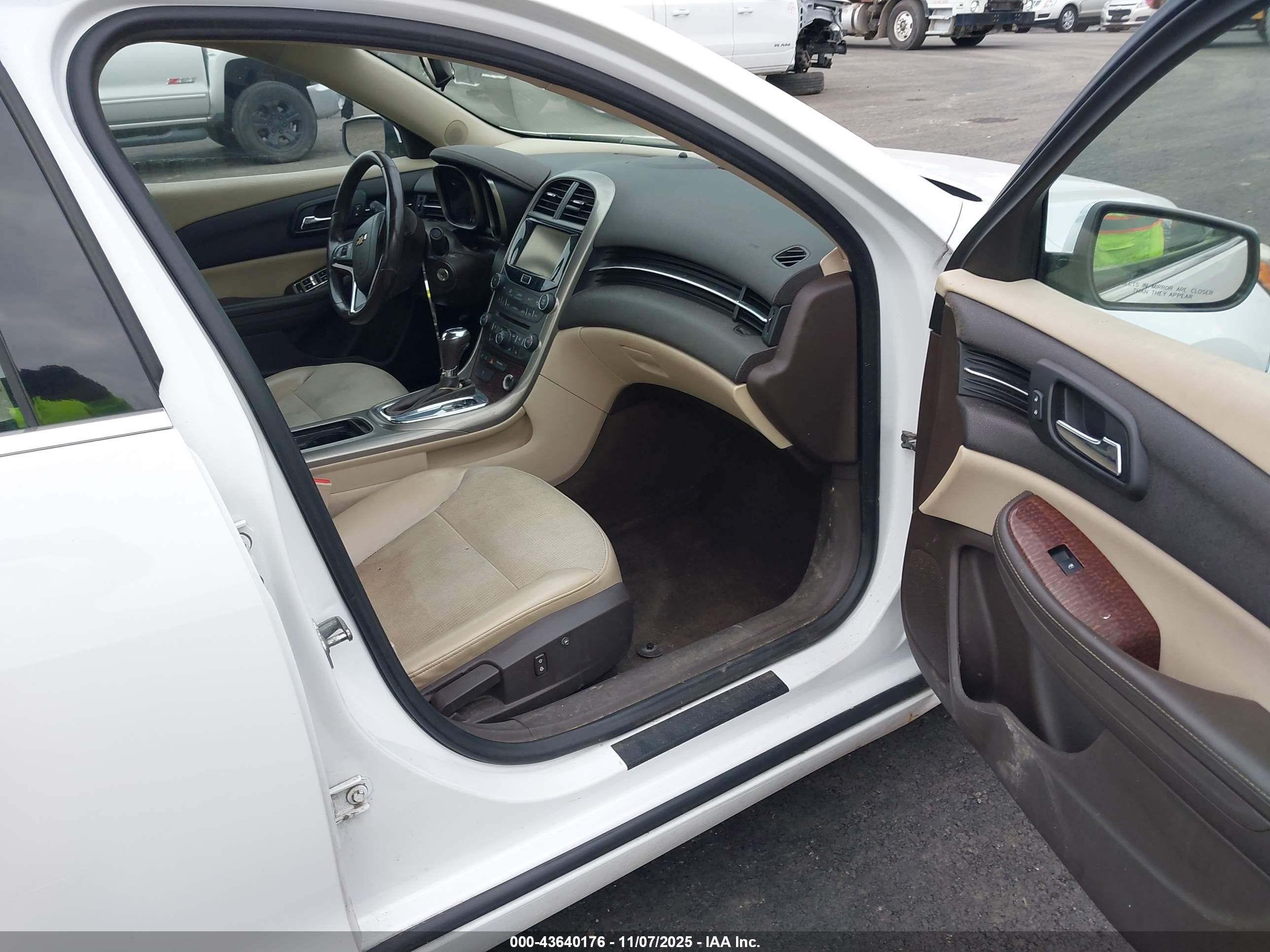 CHEVROLET MALIBU image 5
