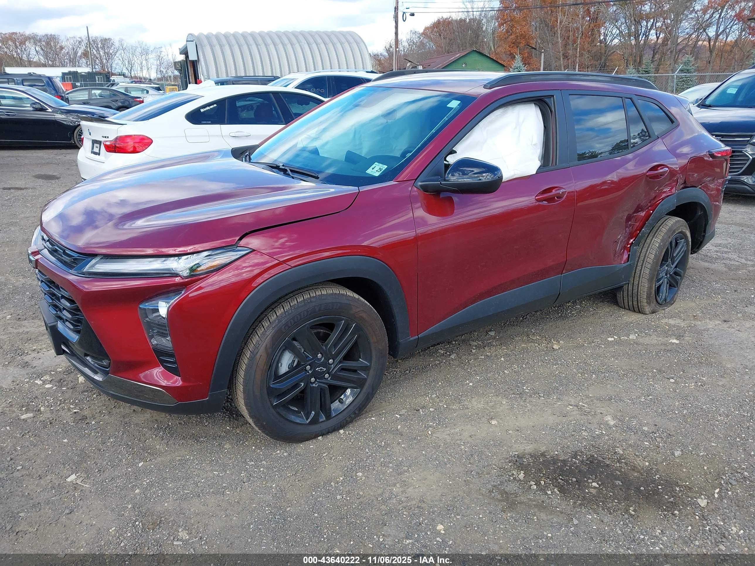 CHEVROLET TRAX image 2