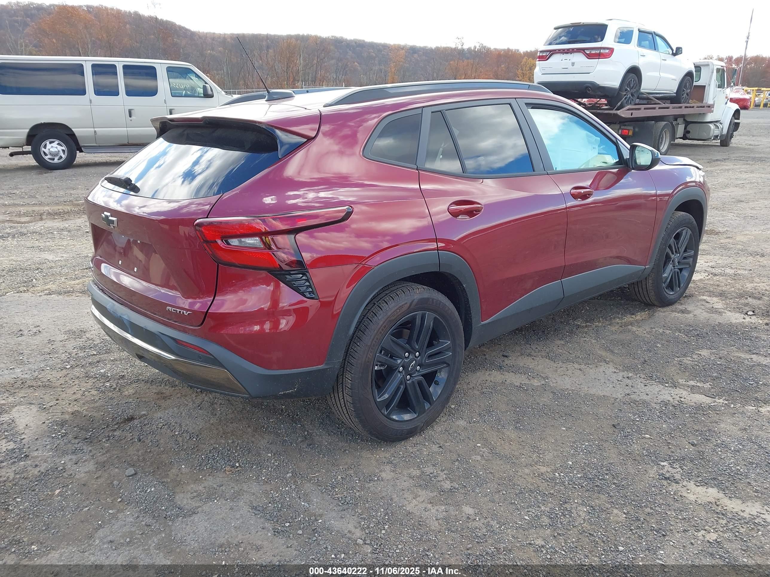CHEVROLET TRAX image 4