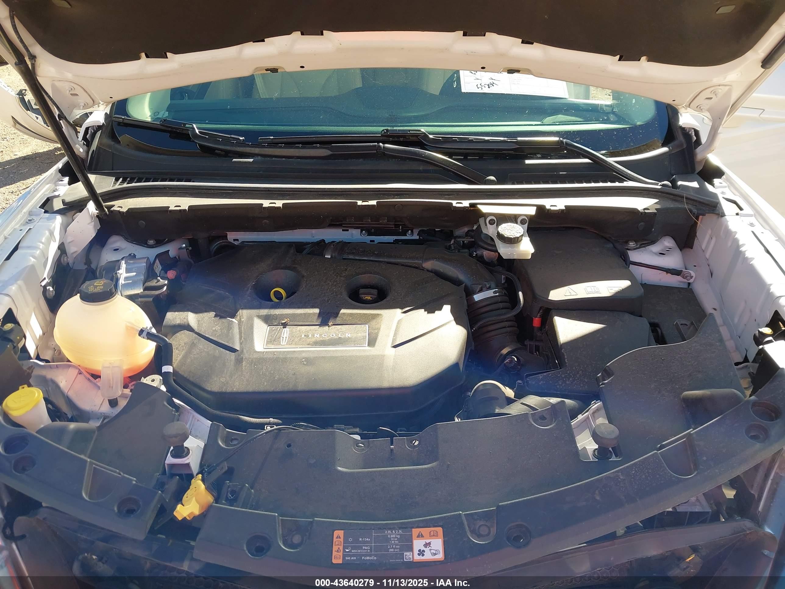 LINCOLN MKC image 10