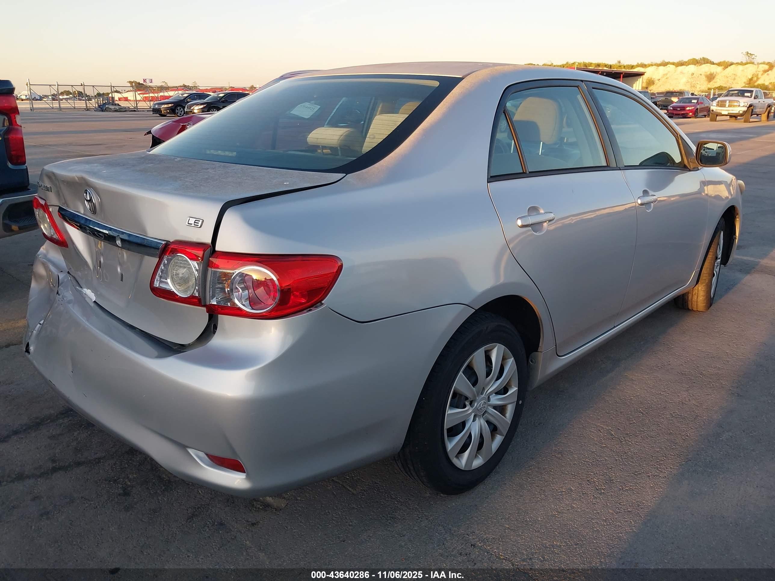 TOYOTA COROLLA image 4