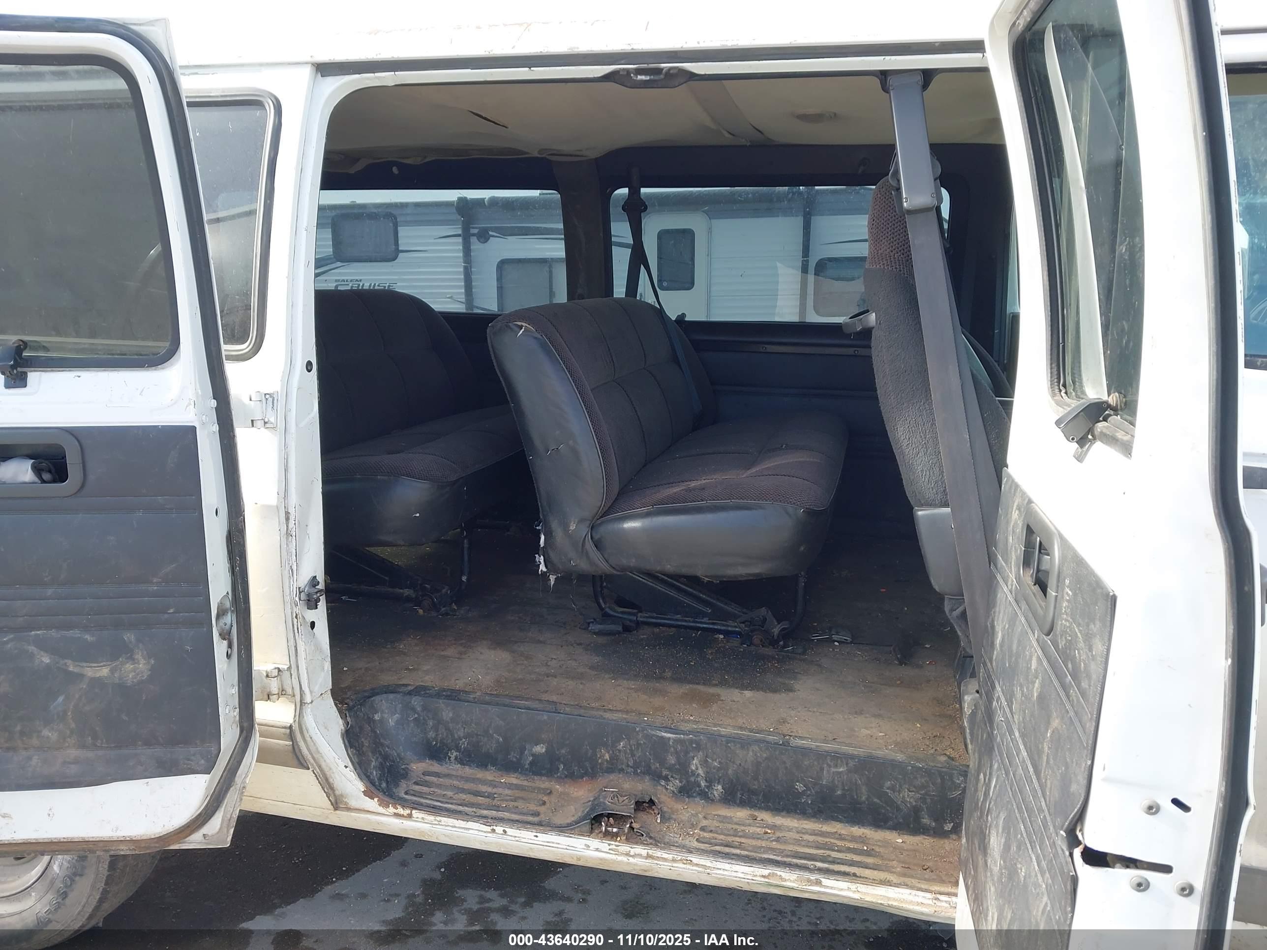 DODGE RAM image 8