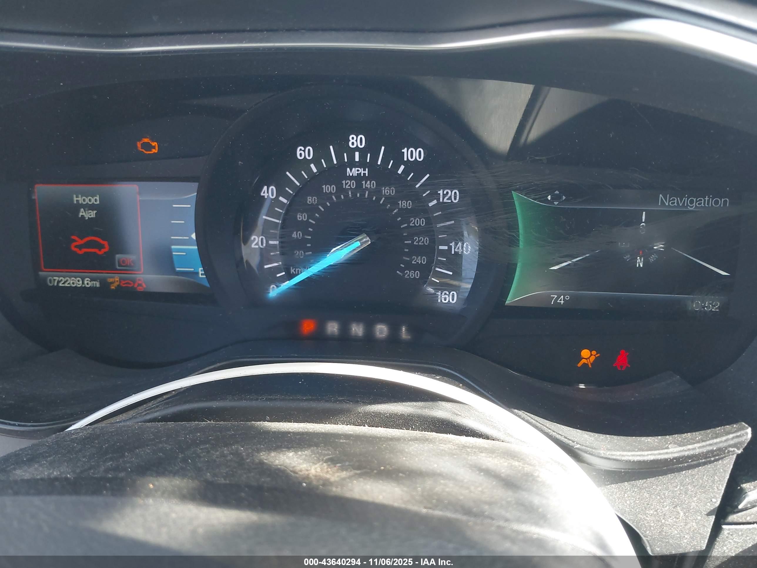 FORD FUSION image 7
