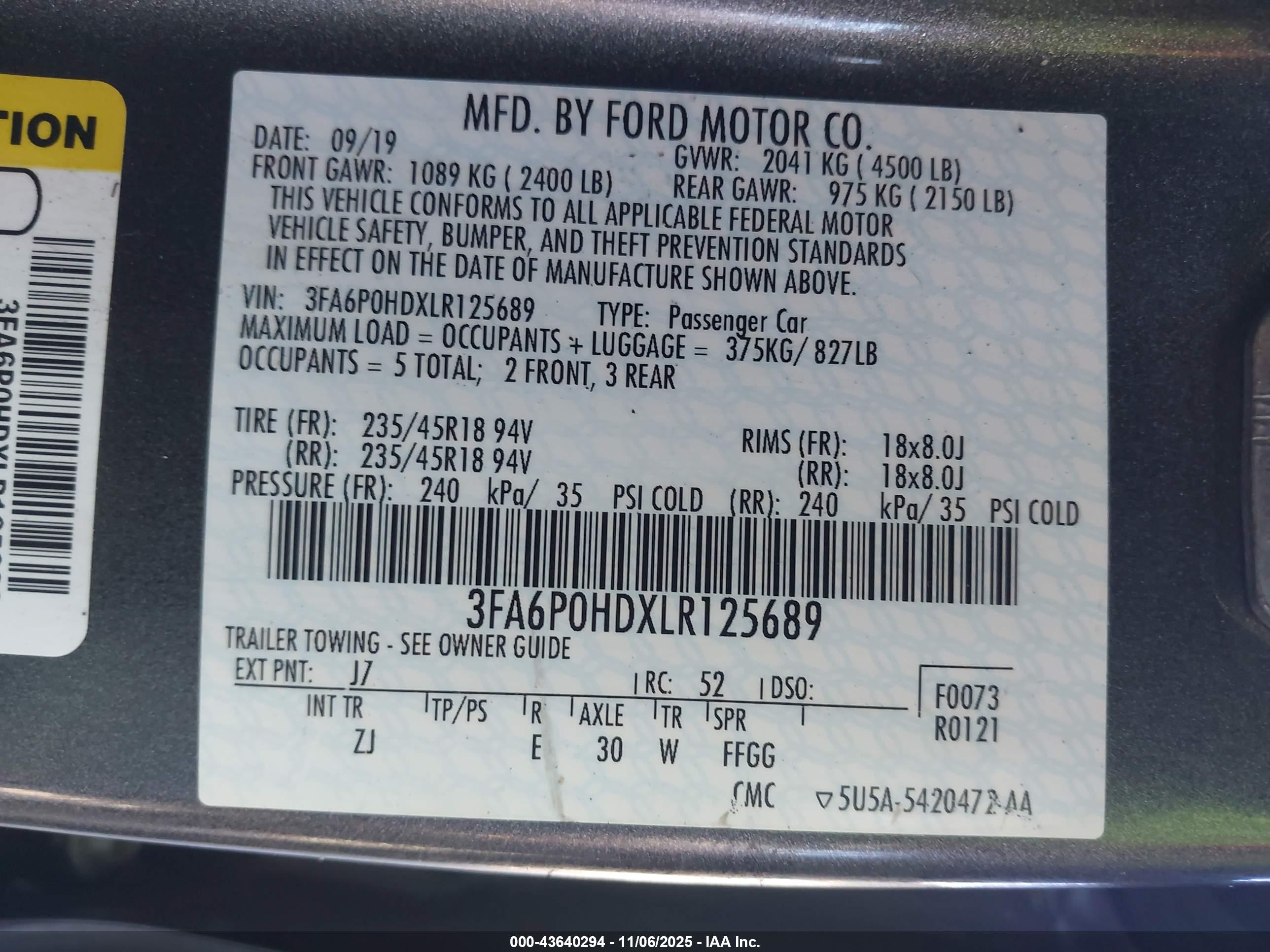 FORD FUSION image 9