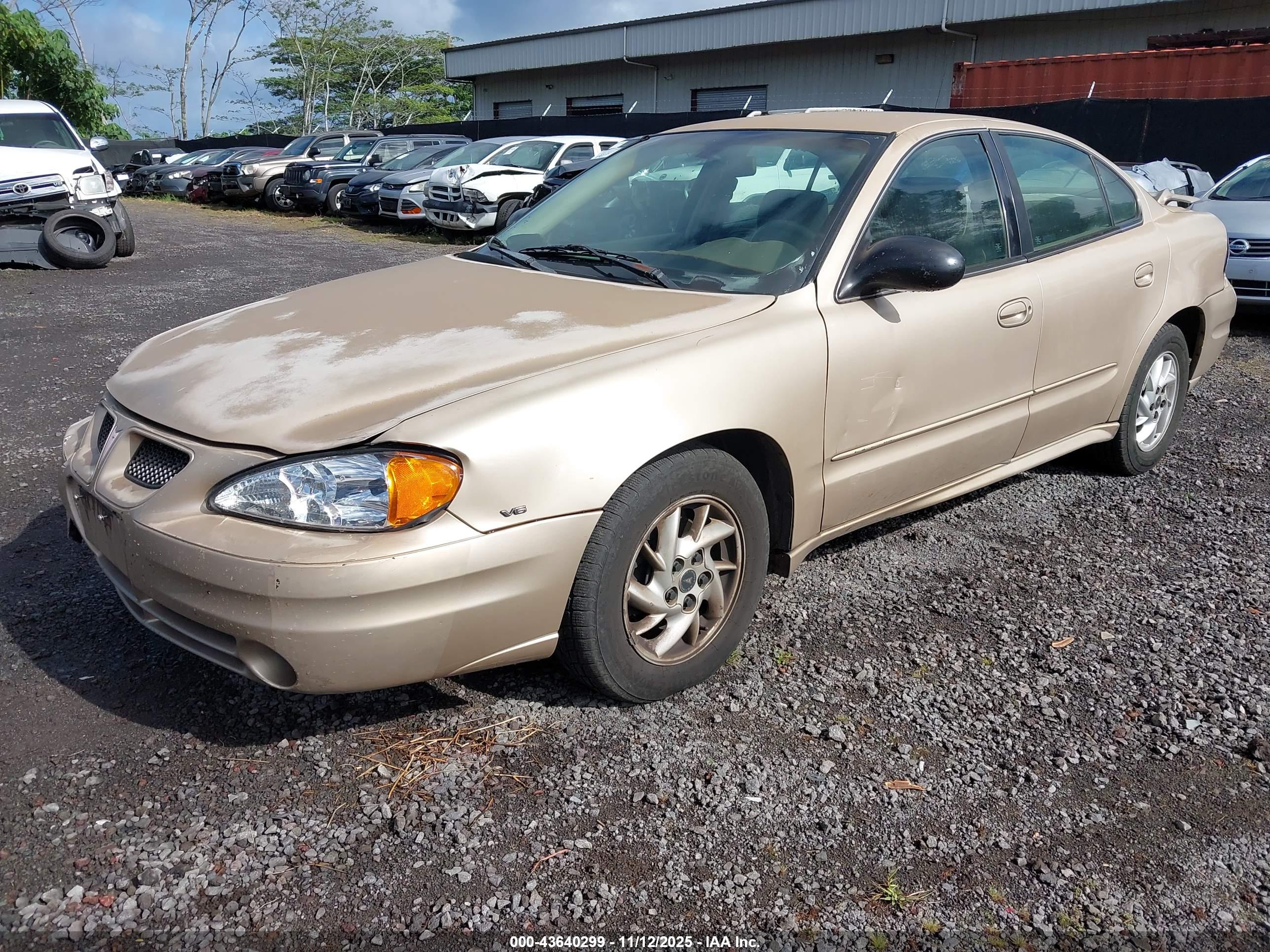 PONTIAC GRAND image 2
