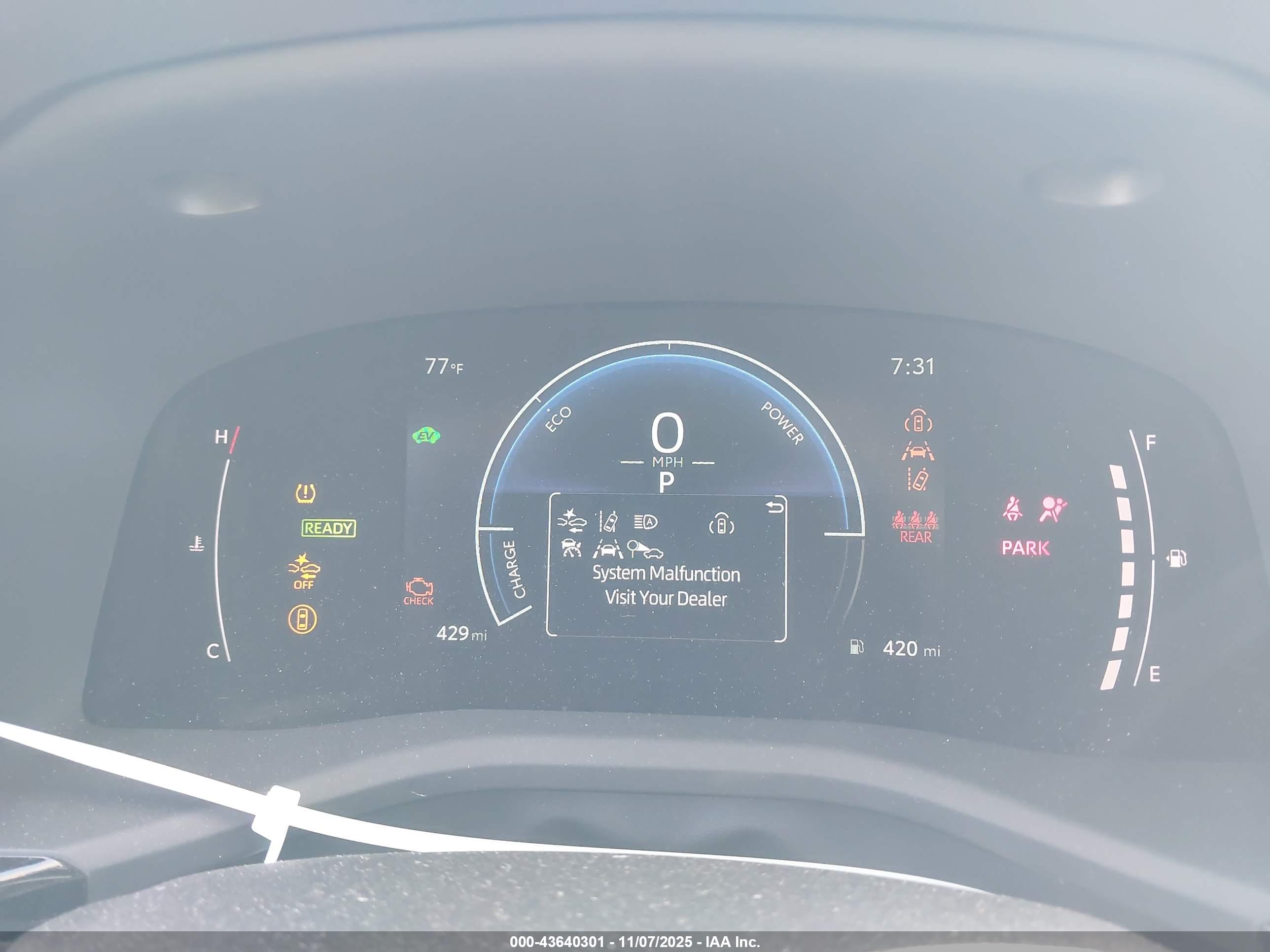TOYOTA CAMRY image 7