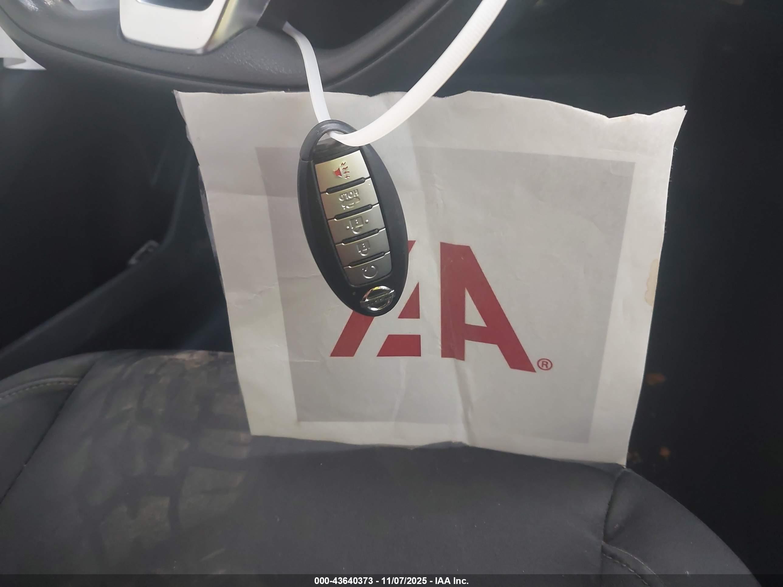 NISSAN ALTIMA image 11