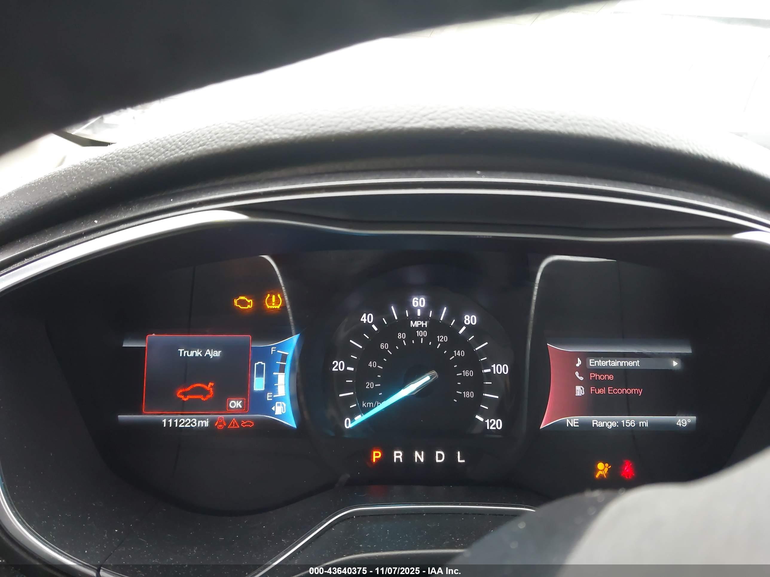 FORD FUSION image 7