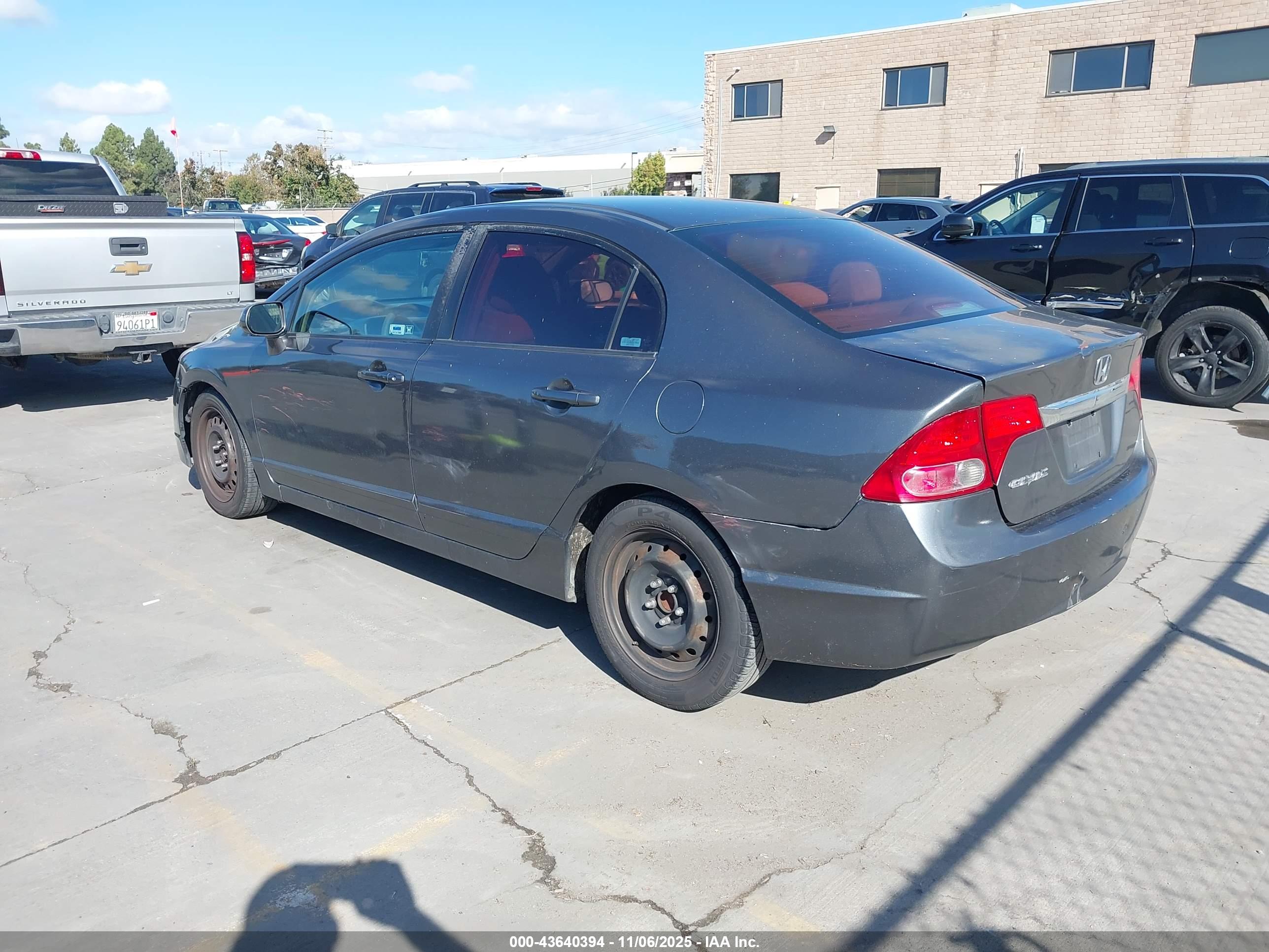 HONDA CIVIC image 3