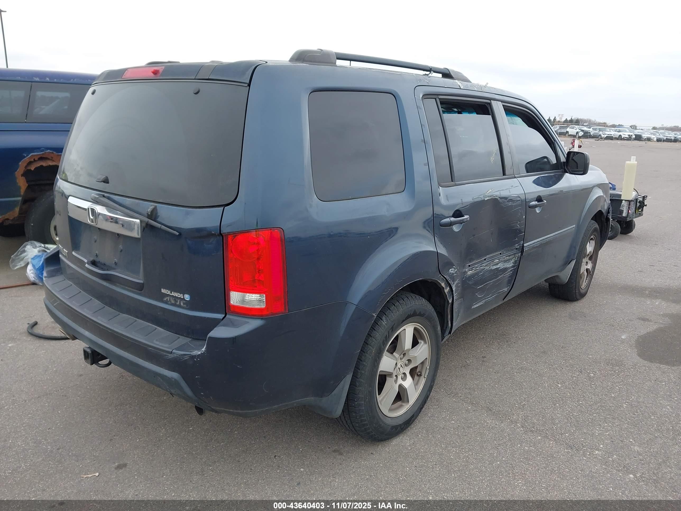 HONDA PILOT image 4