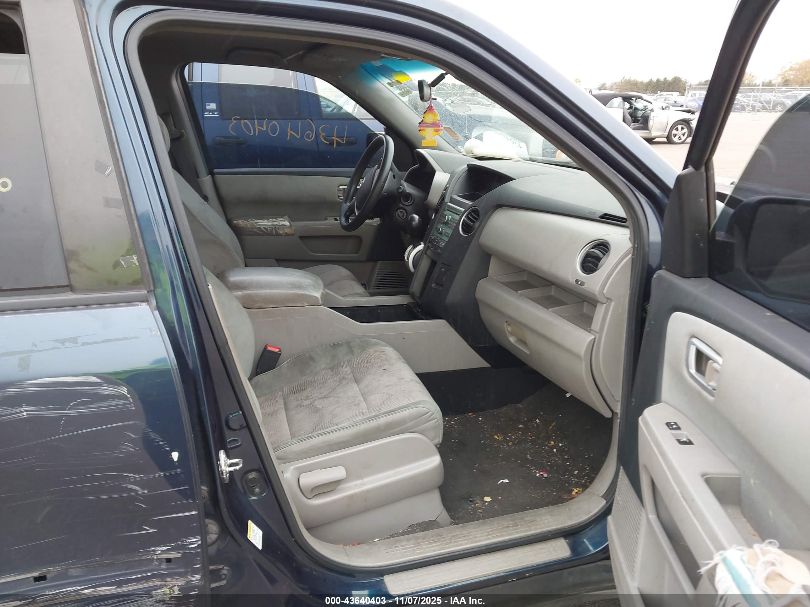 HONDA PILOT image 5