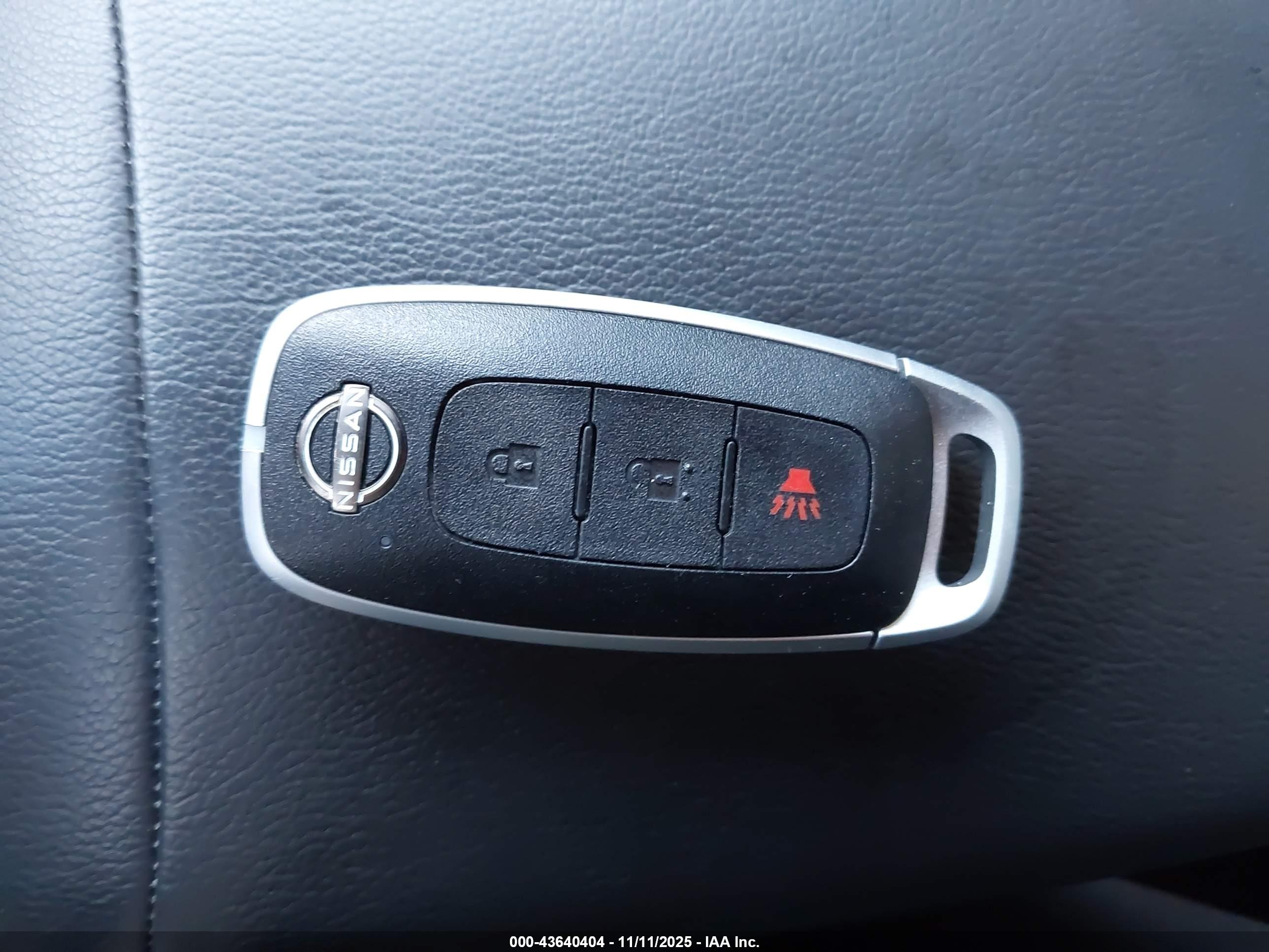 NISSAN KICKS image 11
