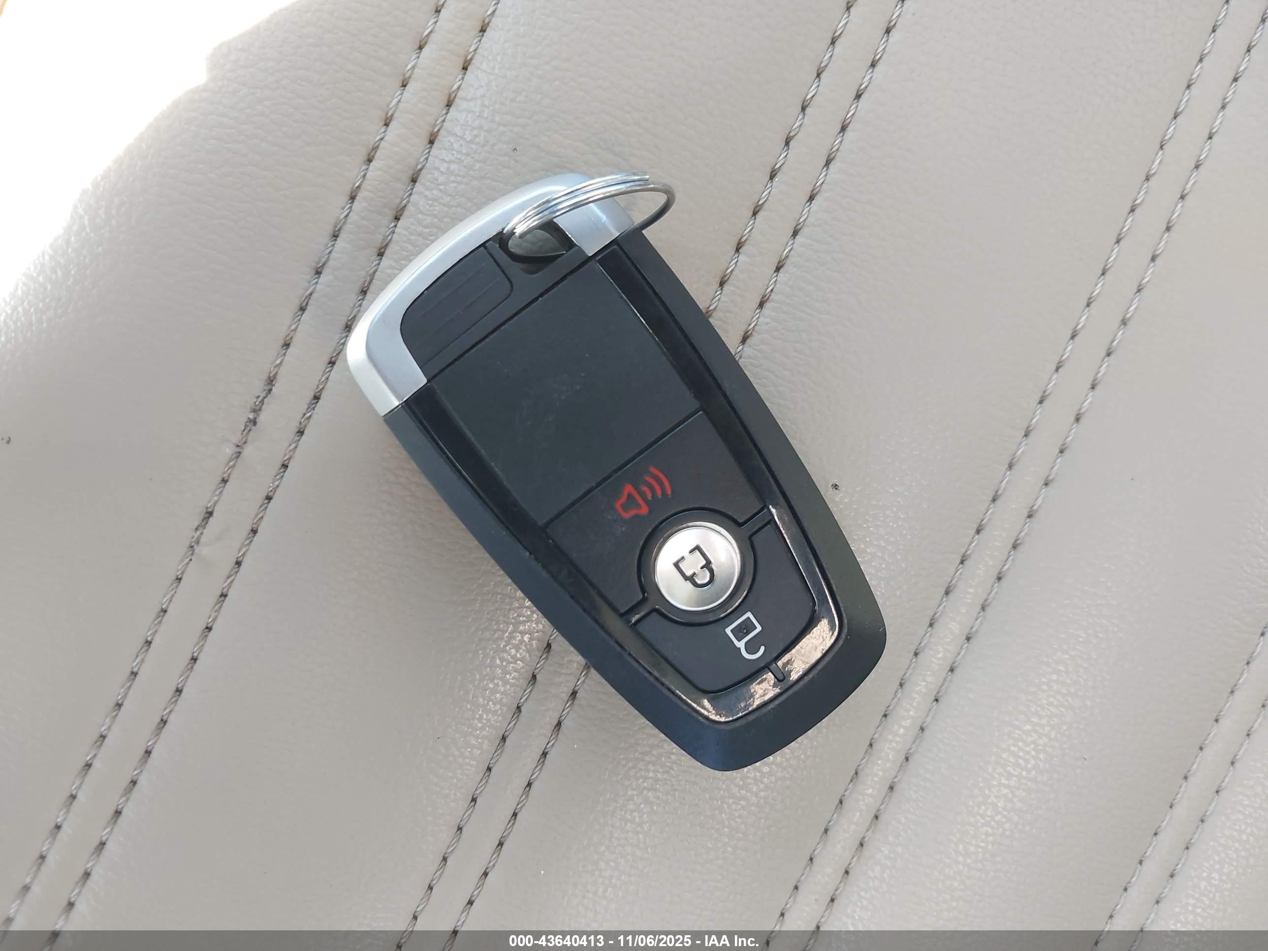 FORD EDGE image 11