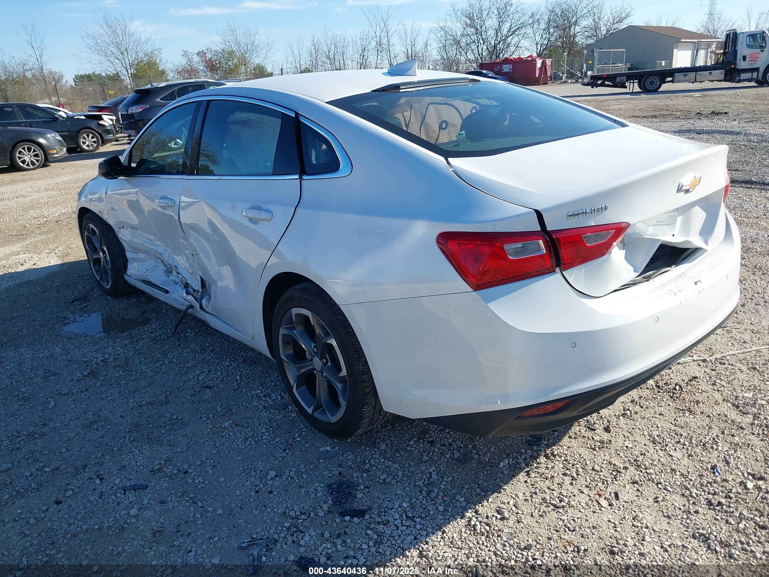 CHEVROLET MALIBU image 3