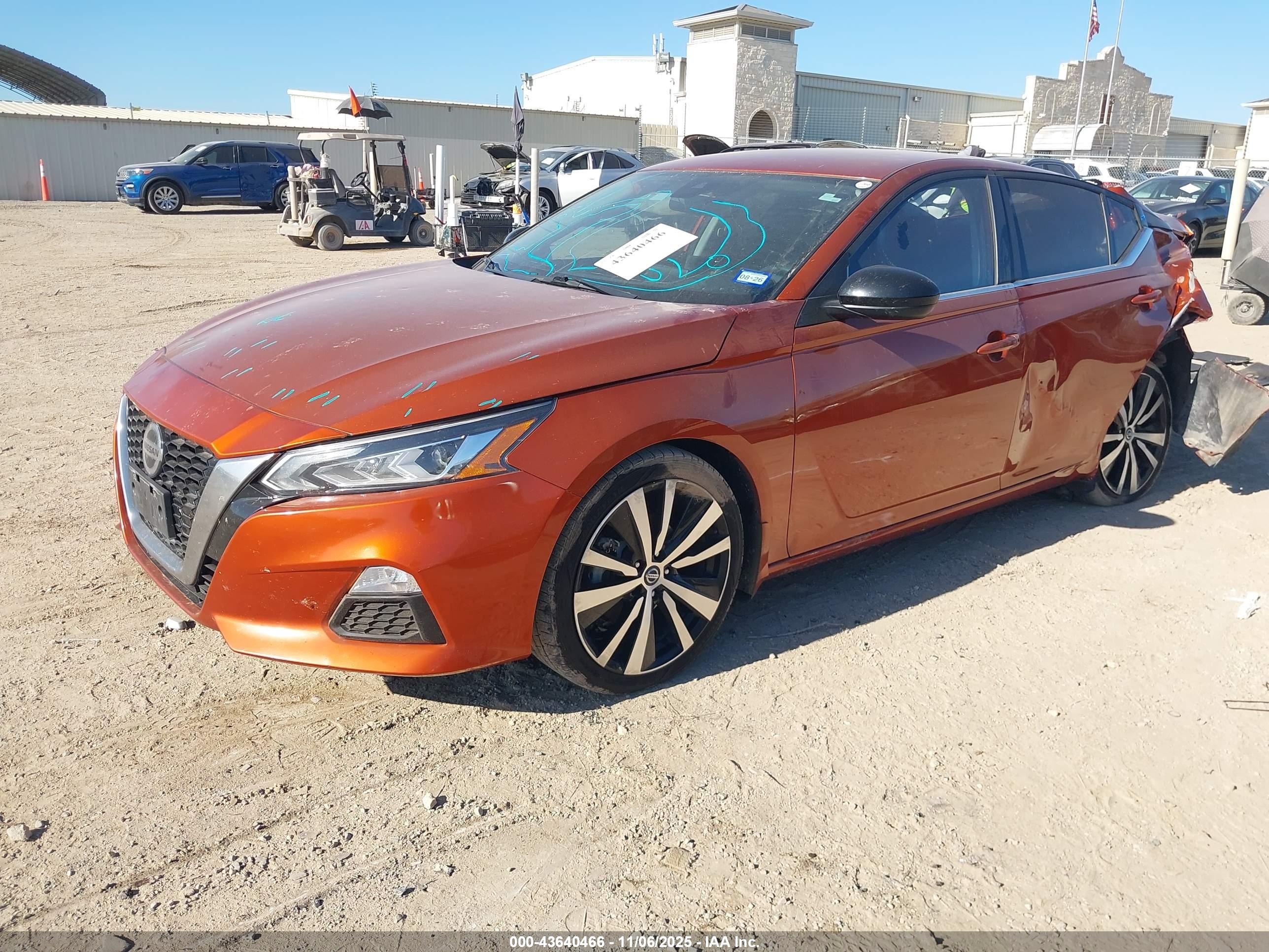 NISSAN ALTIMA image 2