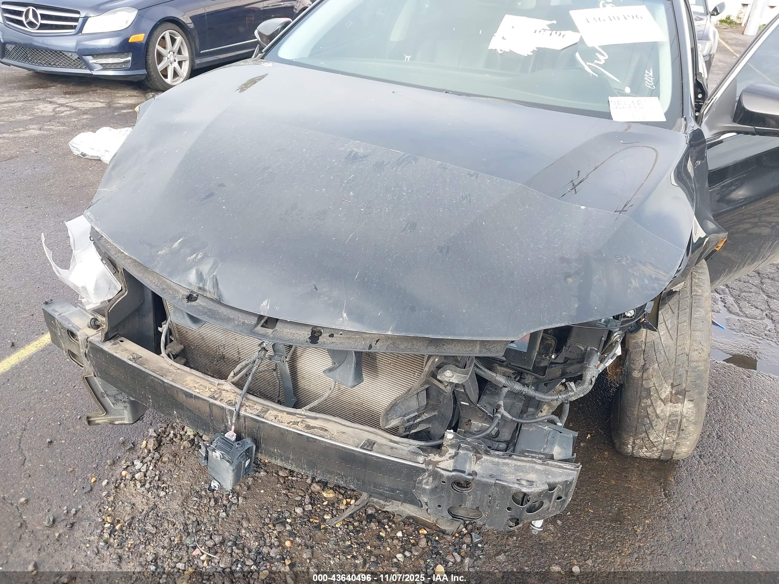 TOYOTA AVALON image 6