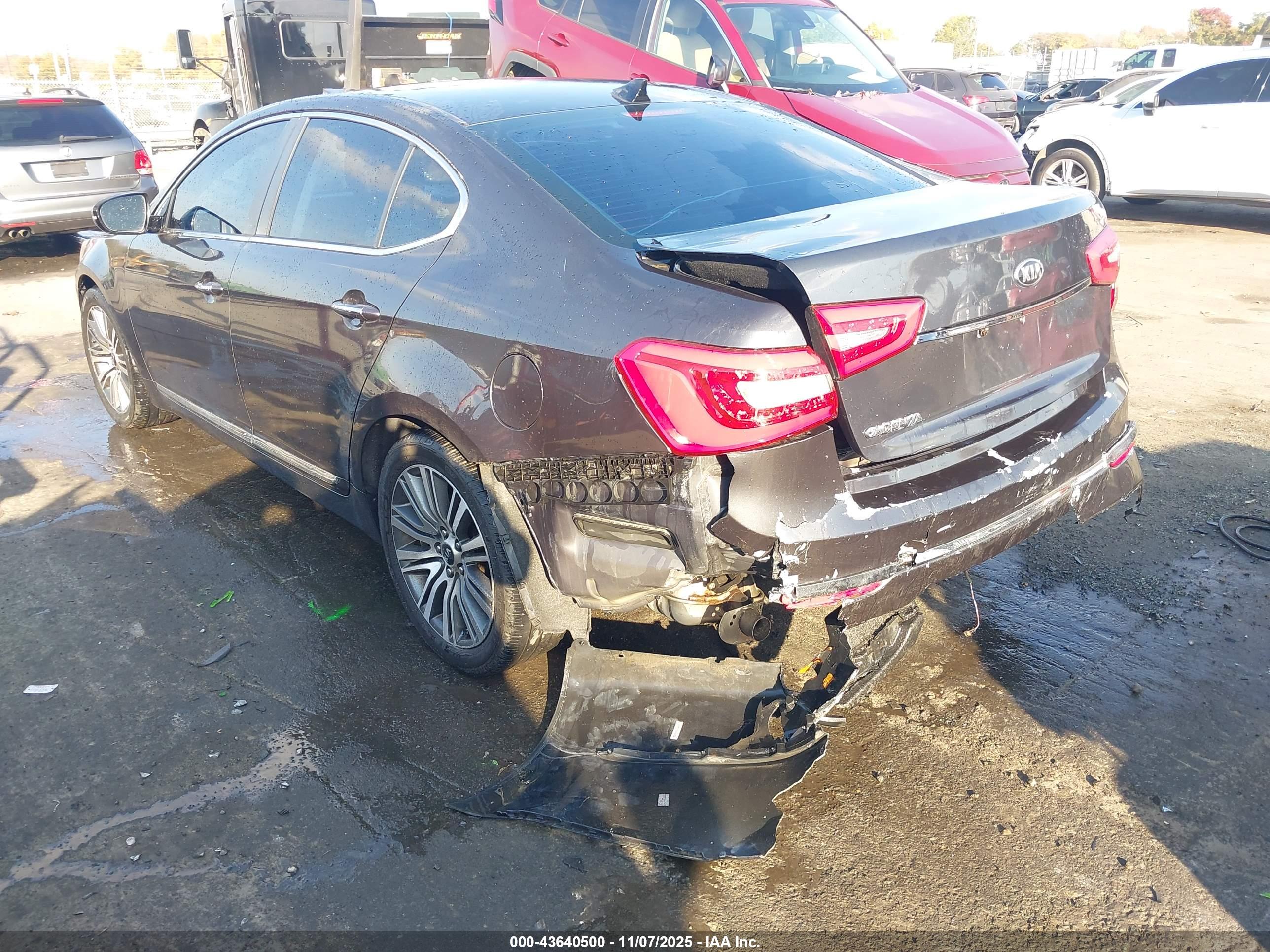 KIA CADENZA image 3