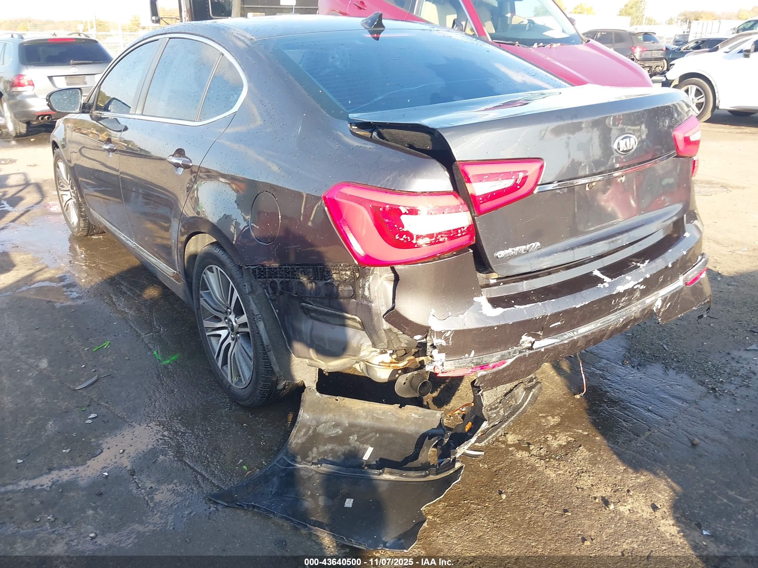 KIA CADENZA image 6