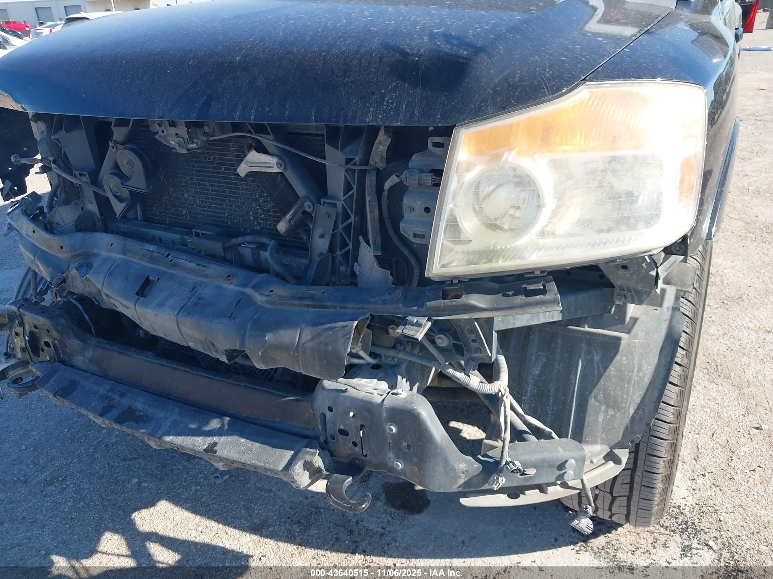 NISSAN ARMADA image 6
