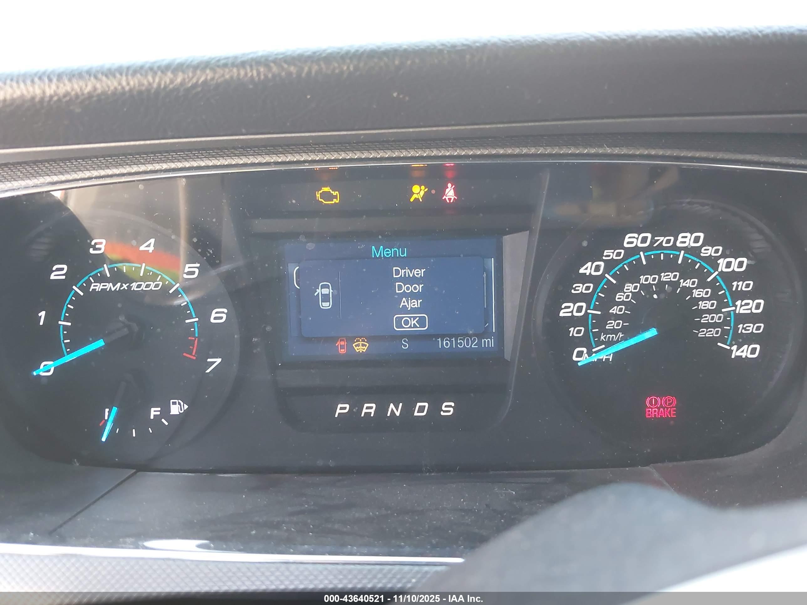 FORD TAURUS image 7