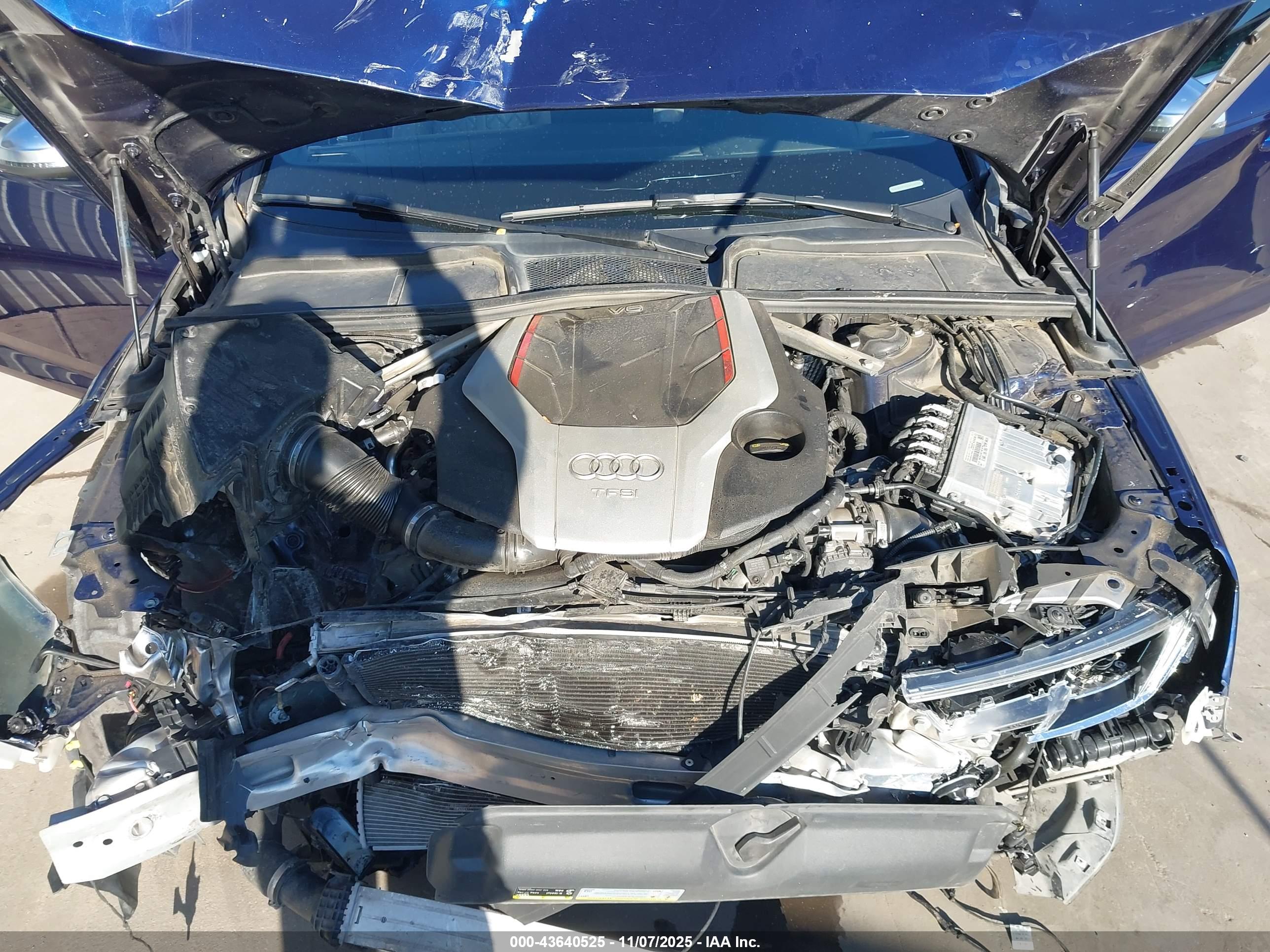 AUDI S4 image 10