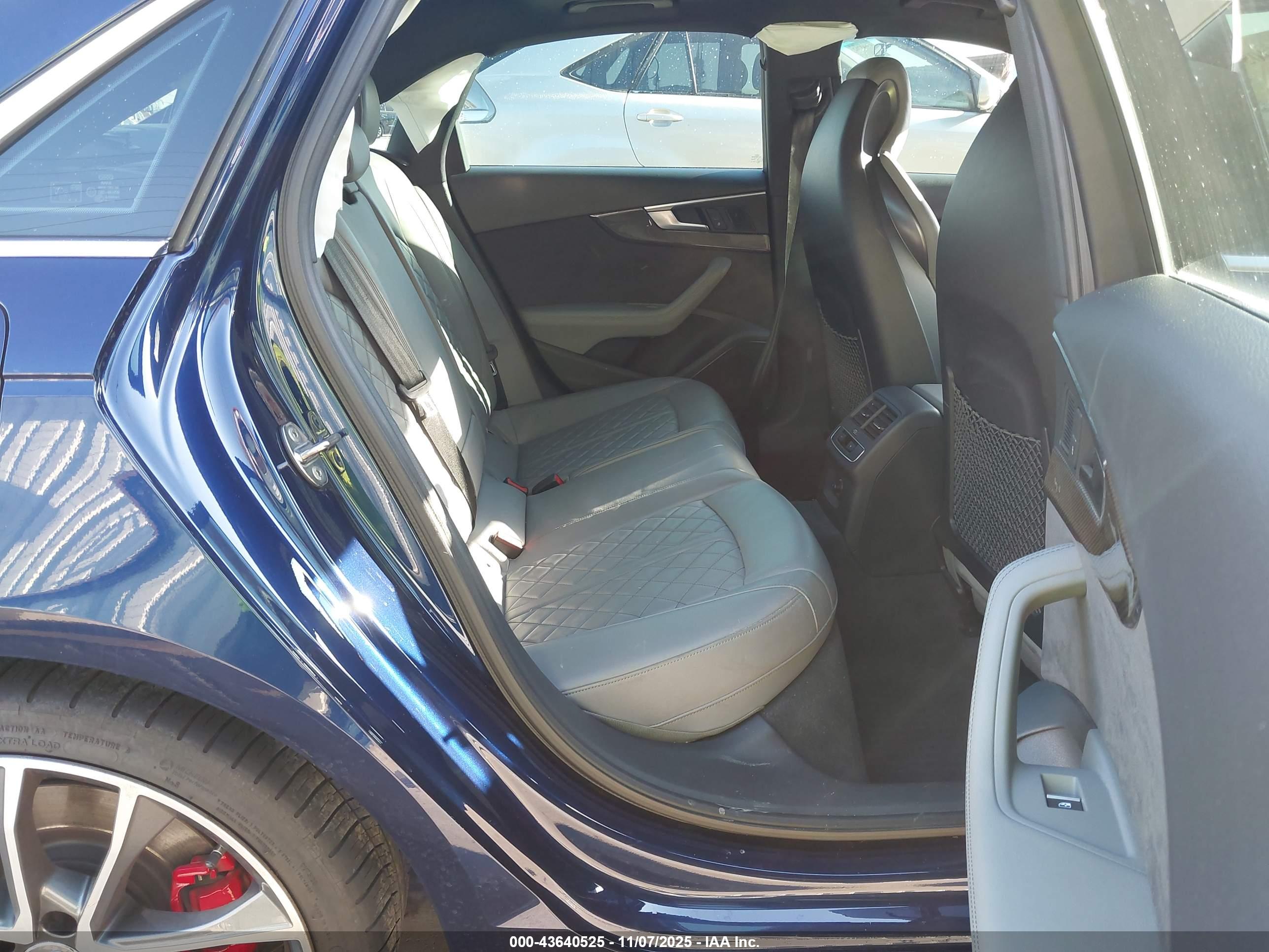 AUDI S4 image 8