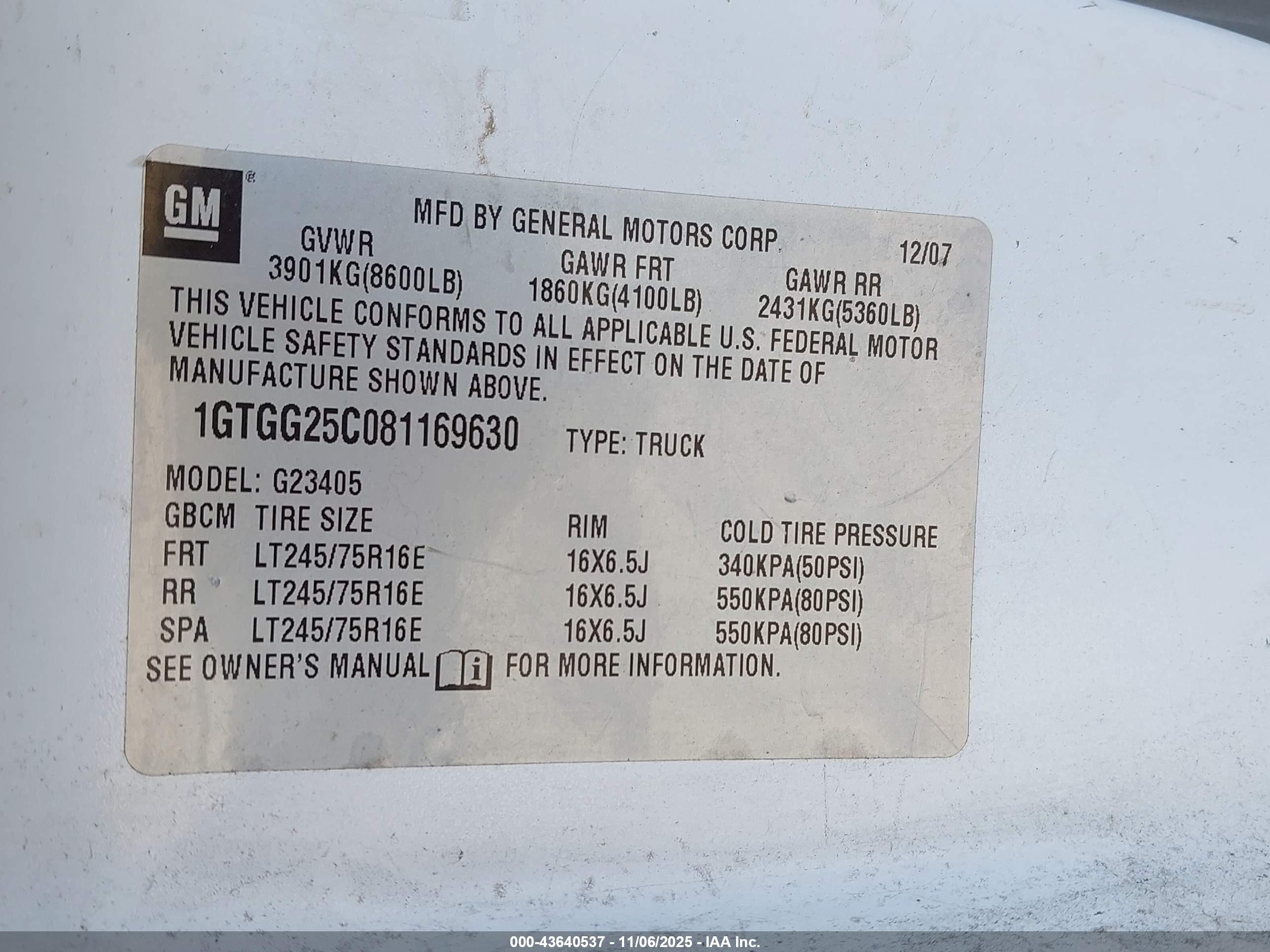 GMC SAVANA image 9