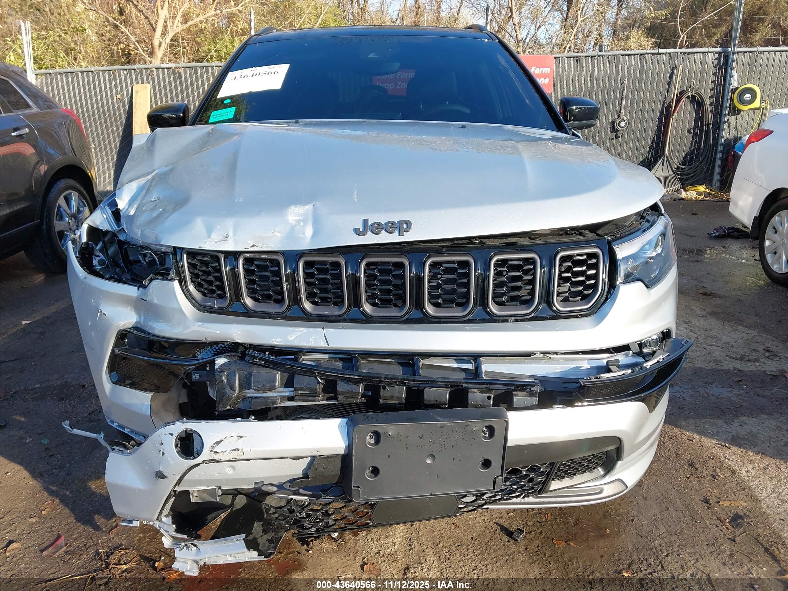 JEEP COMPASS image 6